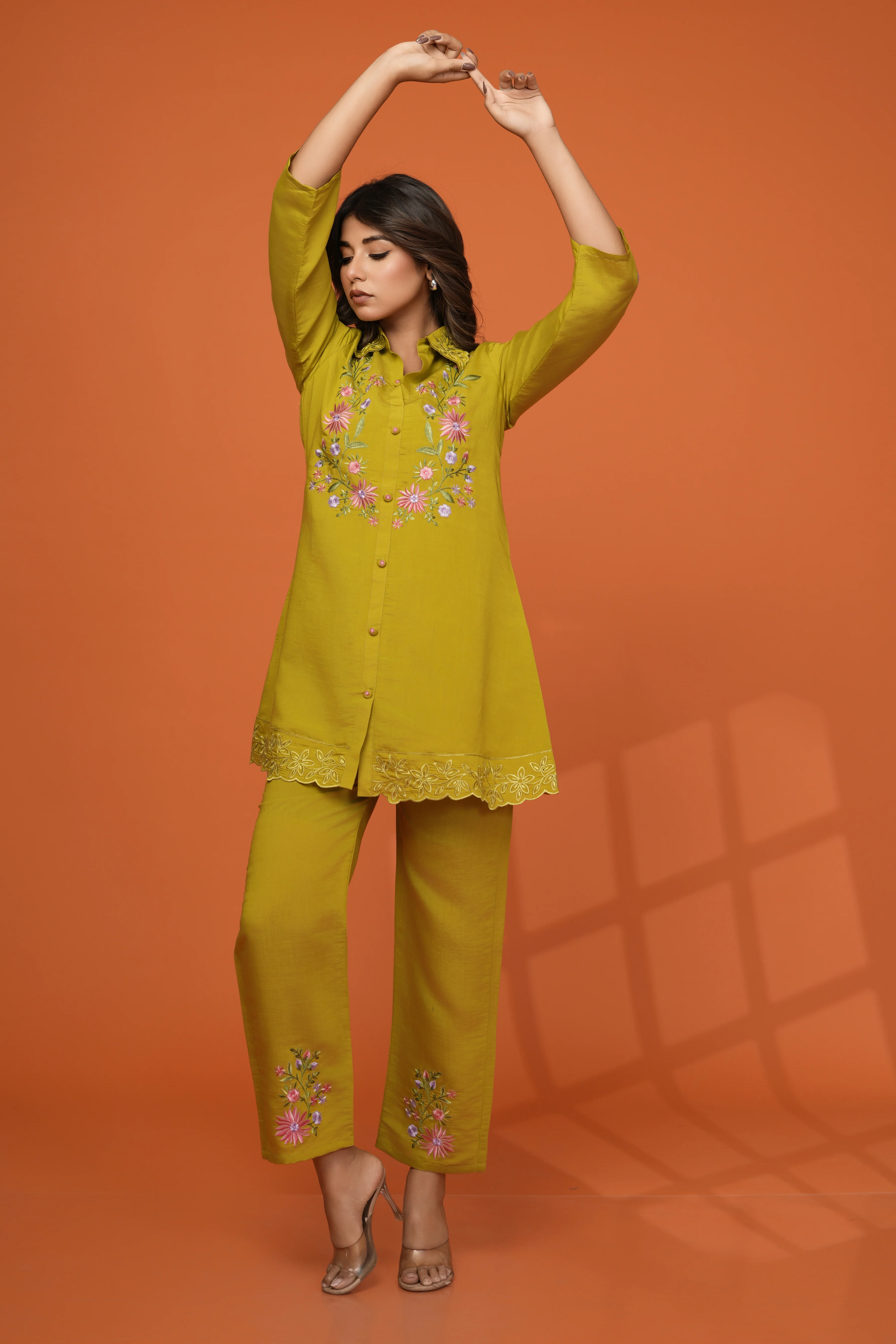 Darika sunshine embroidery co-ord set - Image 7