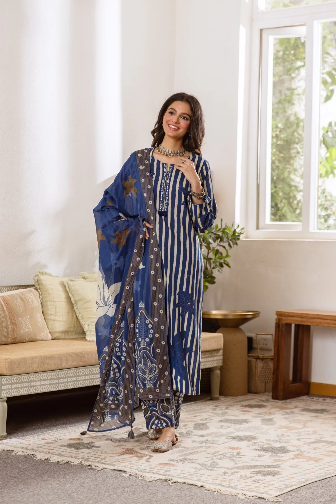 Karen Gilia Cotton Suit Set - Image 6