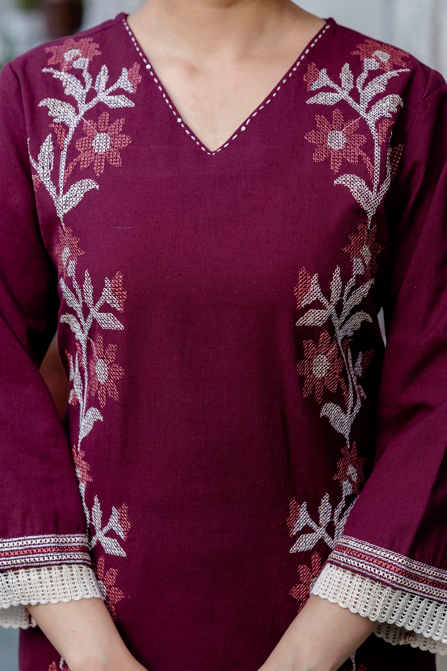 Samiha Mulberry Embroidered Cotton Kurta Pant Set - Image 3