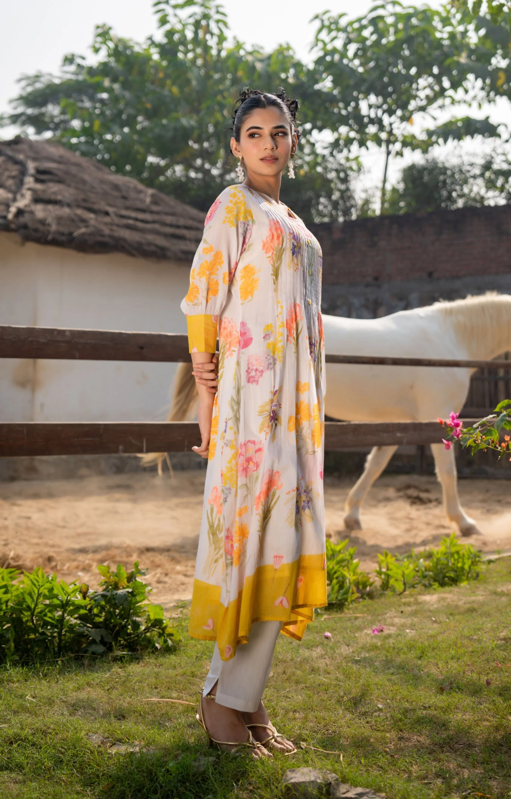 Hemal Amber Floral Cotton Kurta Pant Set - Image 4