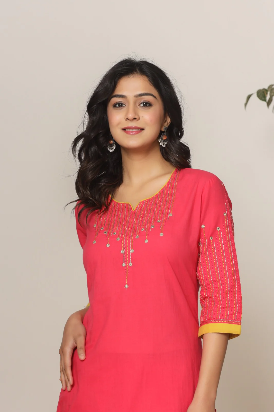 Mika raspberry kurta pant set - Image 2