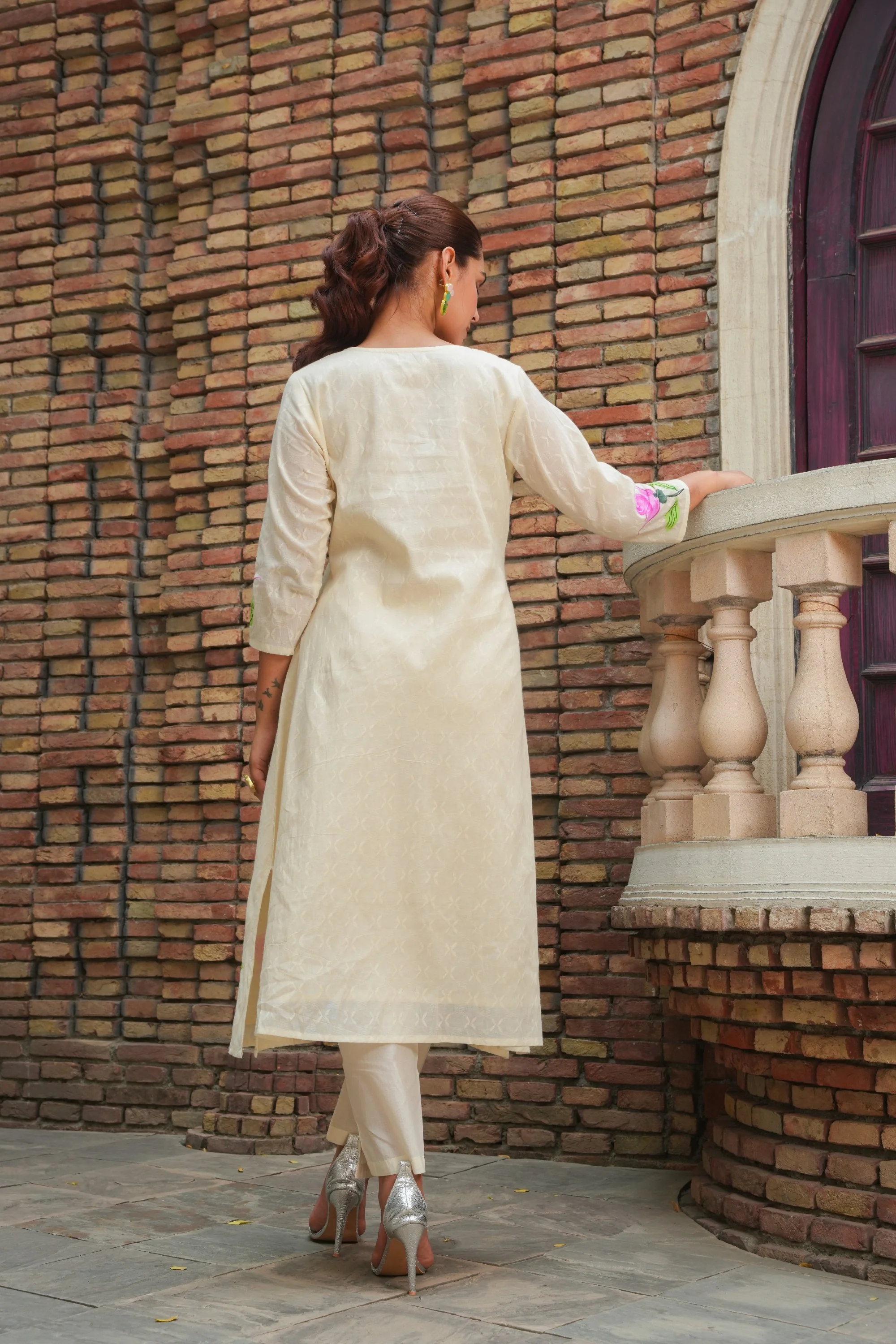 Tiara Floral Cotton Kurta Pant Set - Image 3