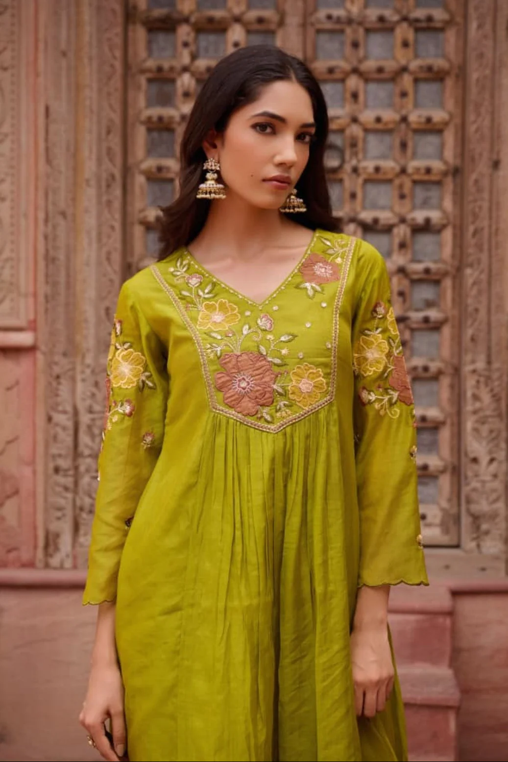 Sangini pear embroidery work suit set - Image 2