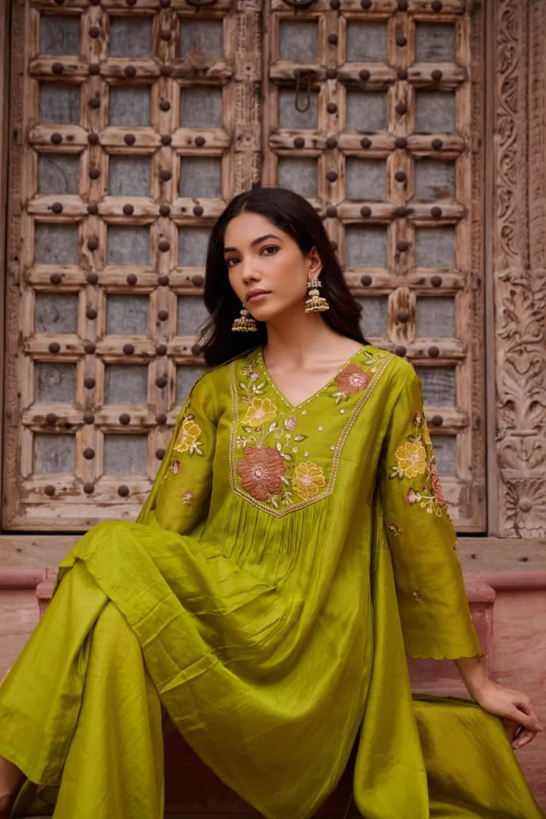 Sangini pear embroidery work suit set - Image 8