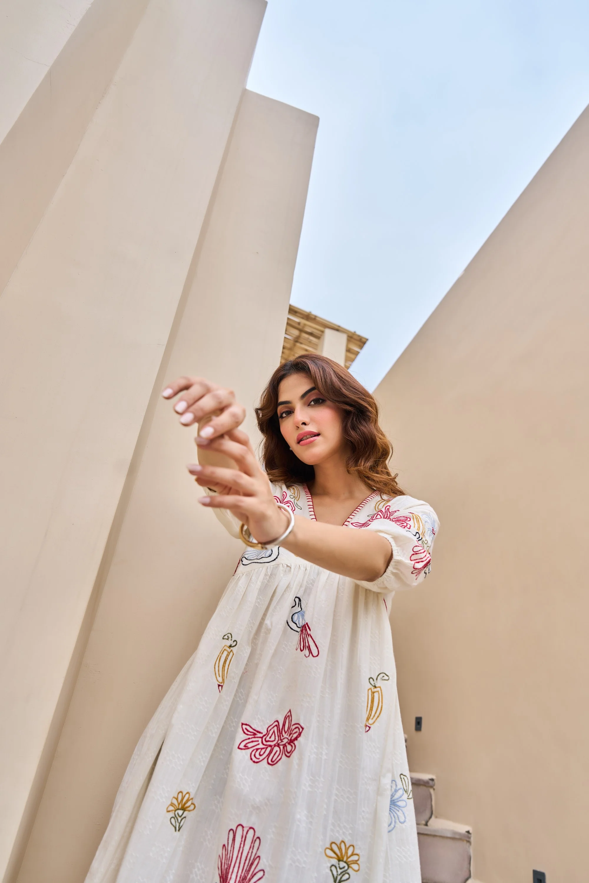 Tiara Daisy Embroidery cotton dress - Image 12