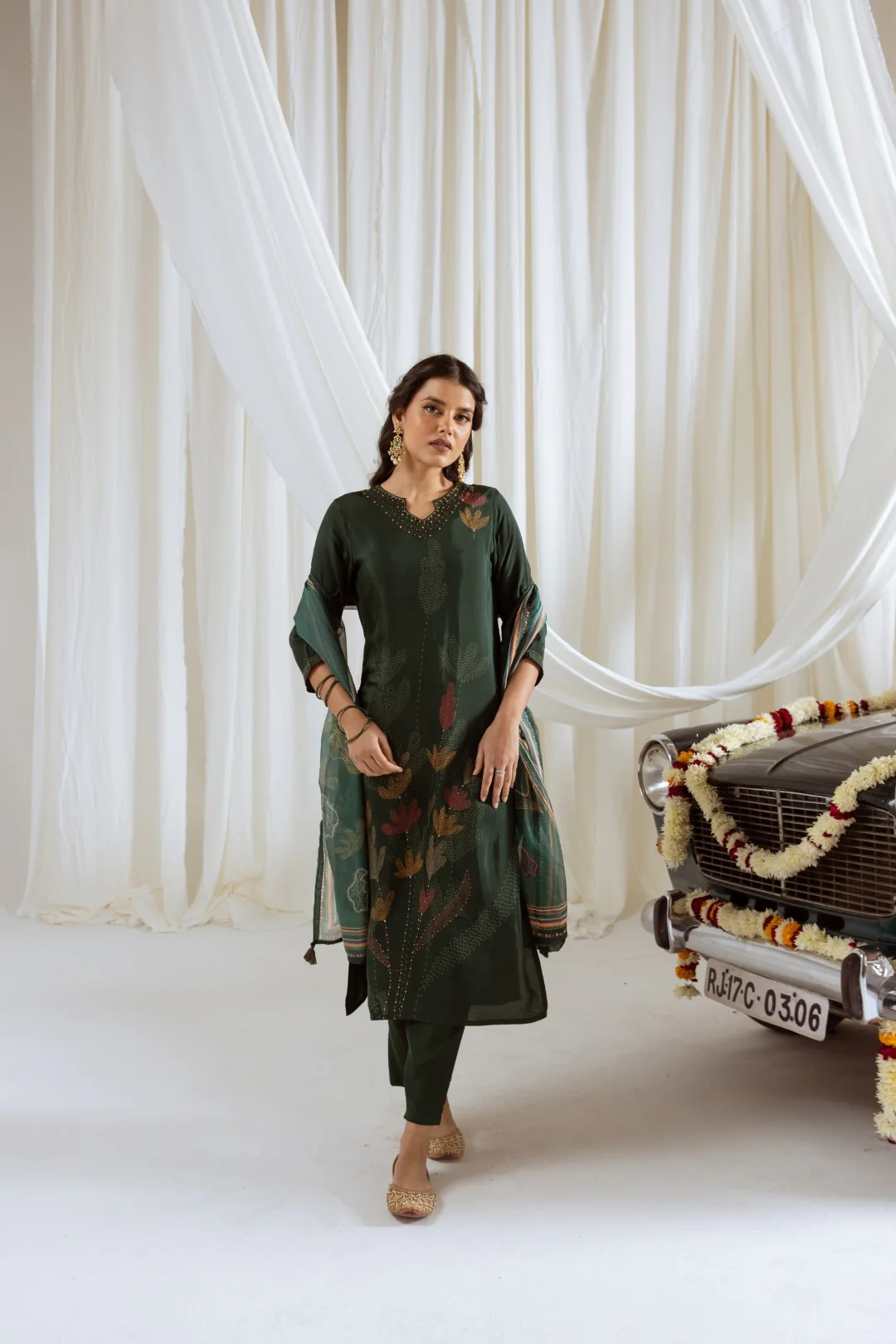 Saisha saber premium digital print muslin suit set - Image 3