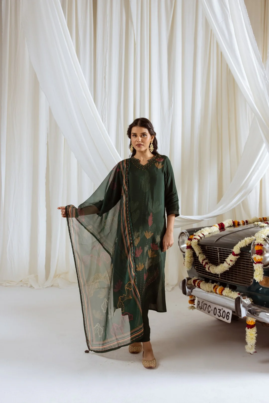 Saisha saber premium digital print muslin suit set - Image 7