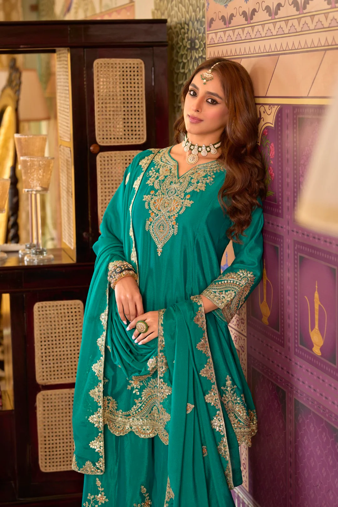 Rangrit fern full work gharara set - Image 5