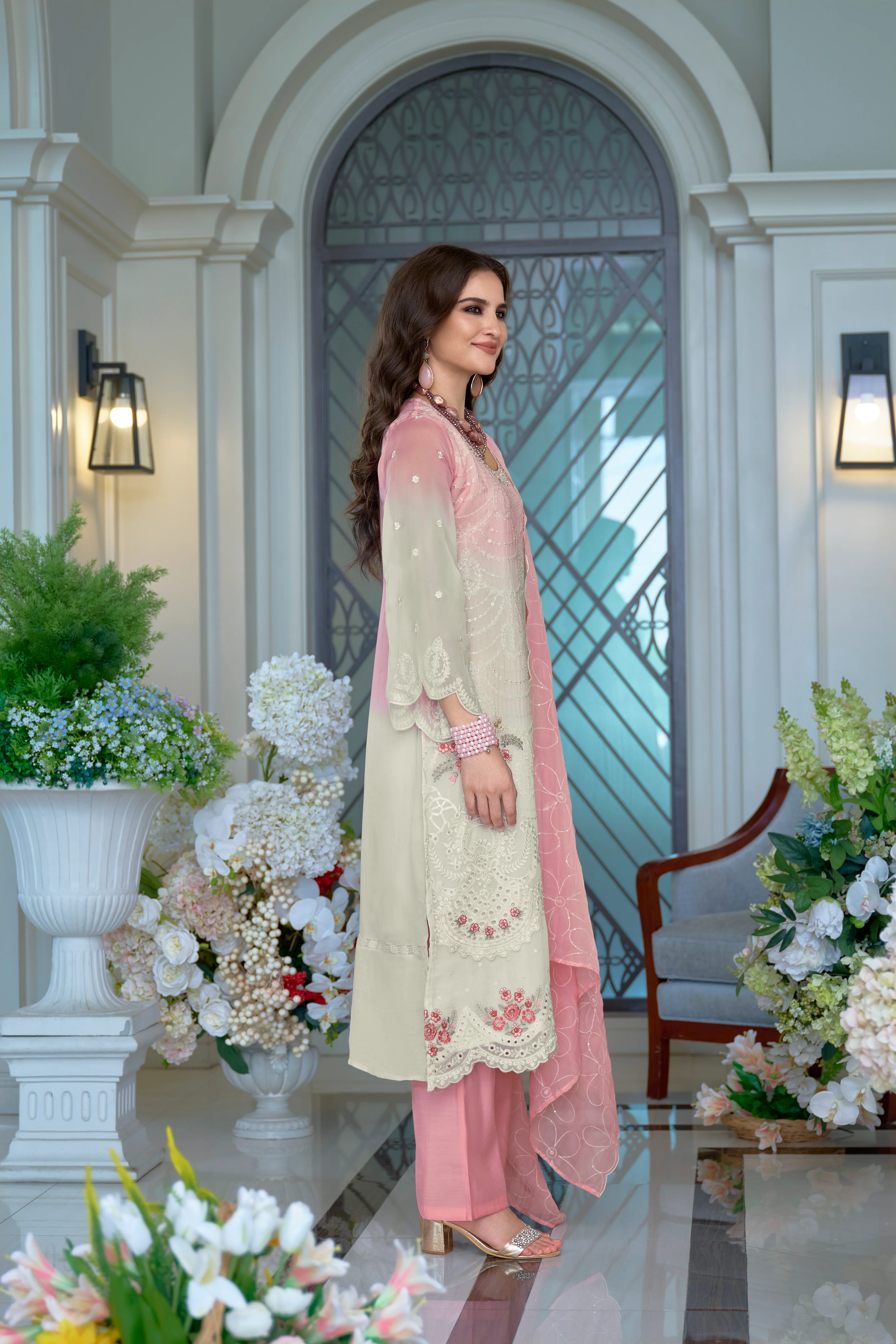 Kaynat Soft Pink Full Work Heavy Suit Set - Image 5