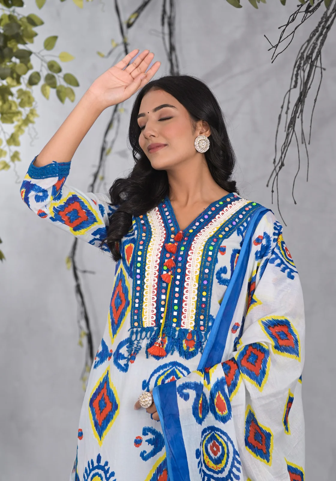 ARANYA TINT IKAT PRINT COTTON SUIT SET - Image 2