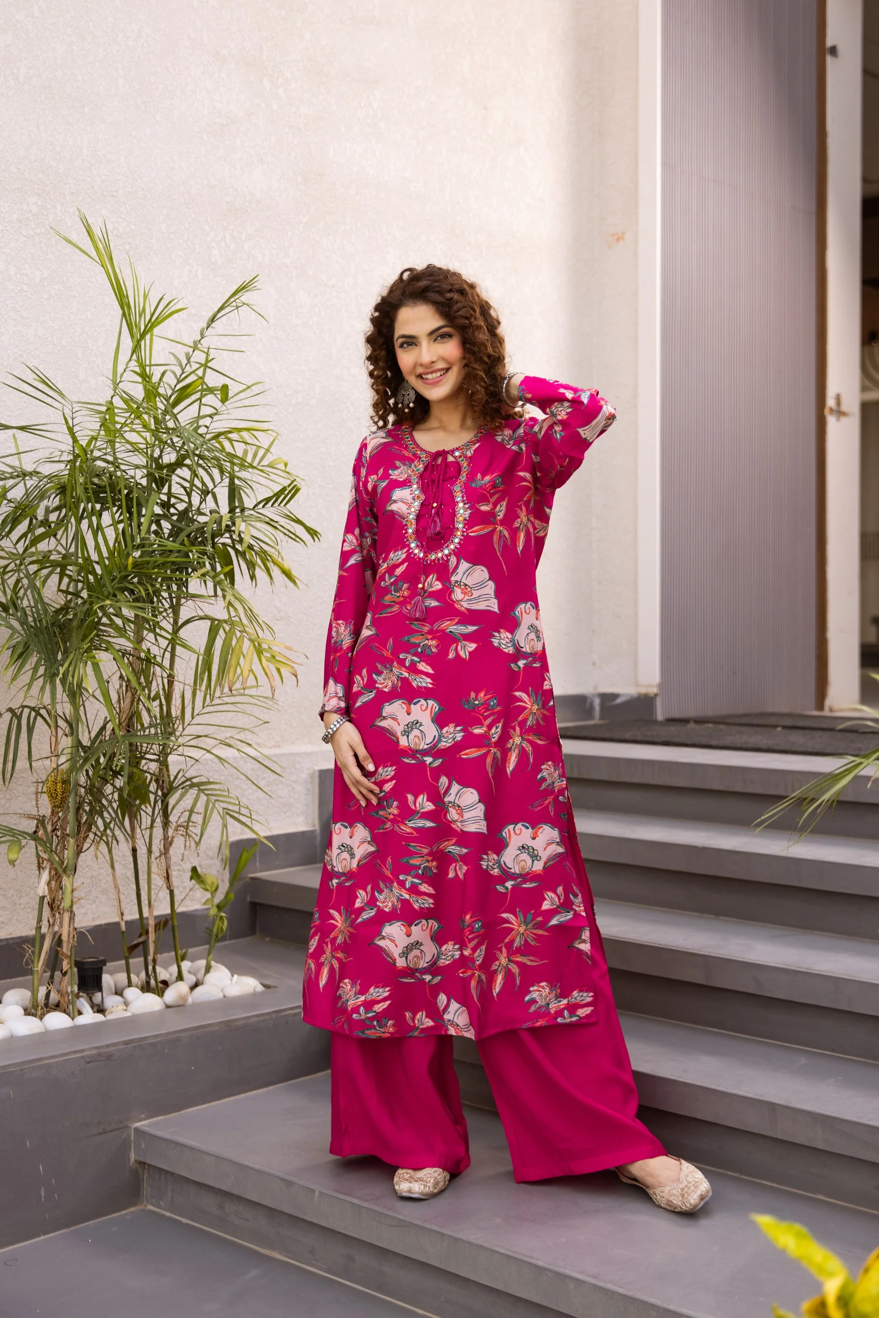 Kabool Rosy Printed Kurta Pant Set - Image 6