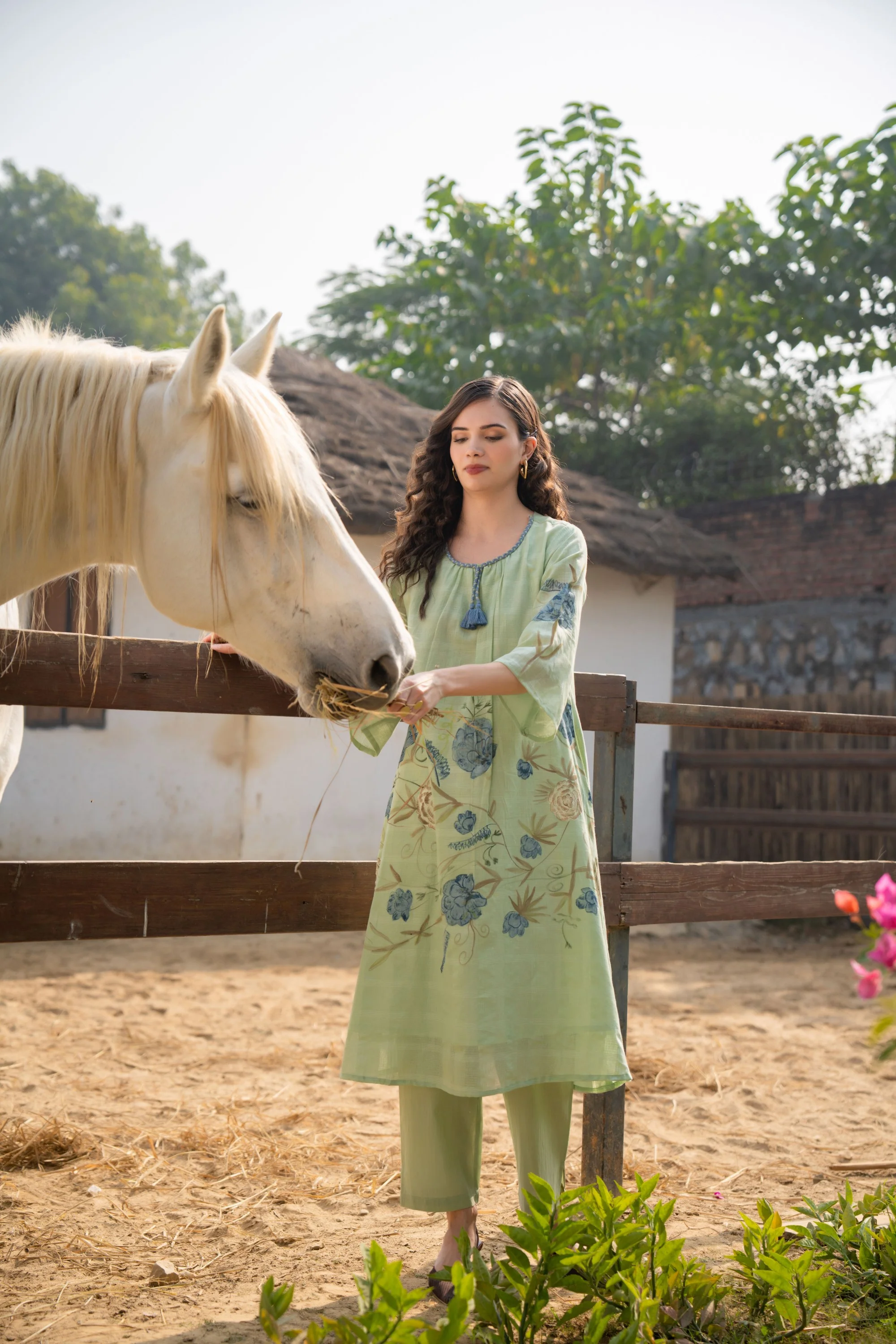 Tiara fern cotton kurta pant set - Image 3