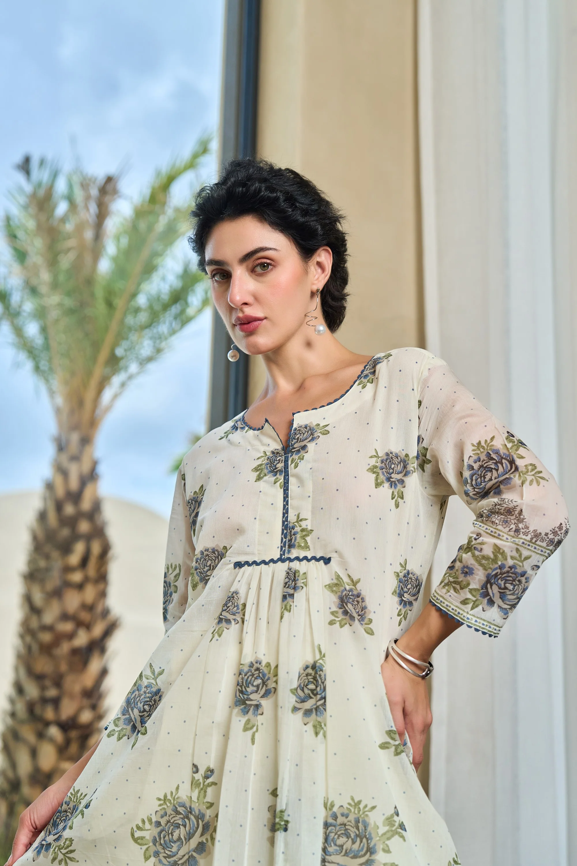 Tiara monochrome cotton kurta pant set - Image 7