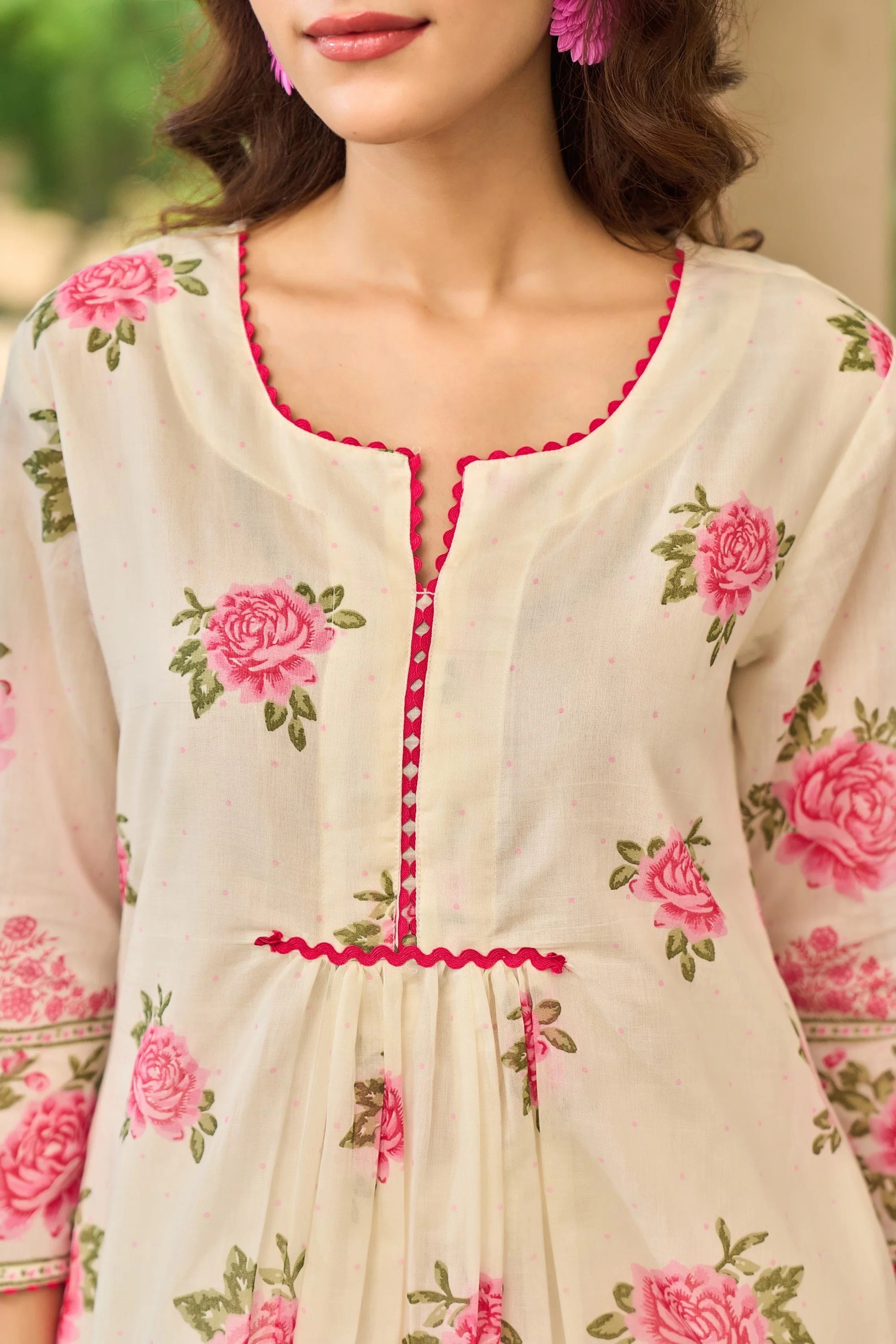 Tiara rose cotton kurta pant set - Image 12