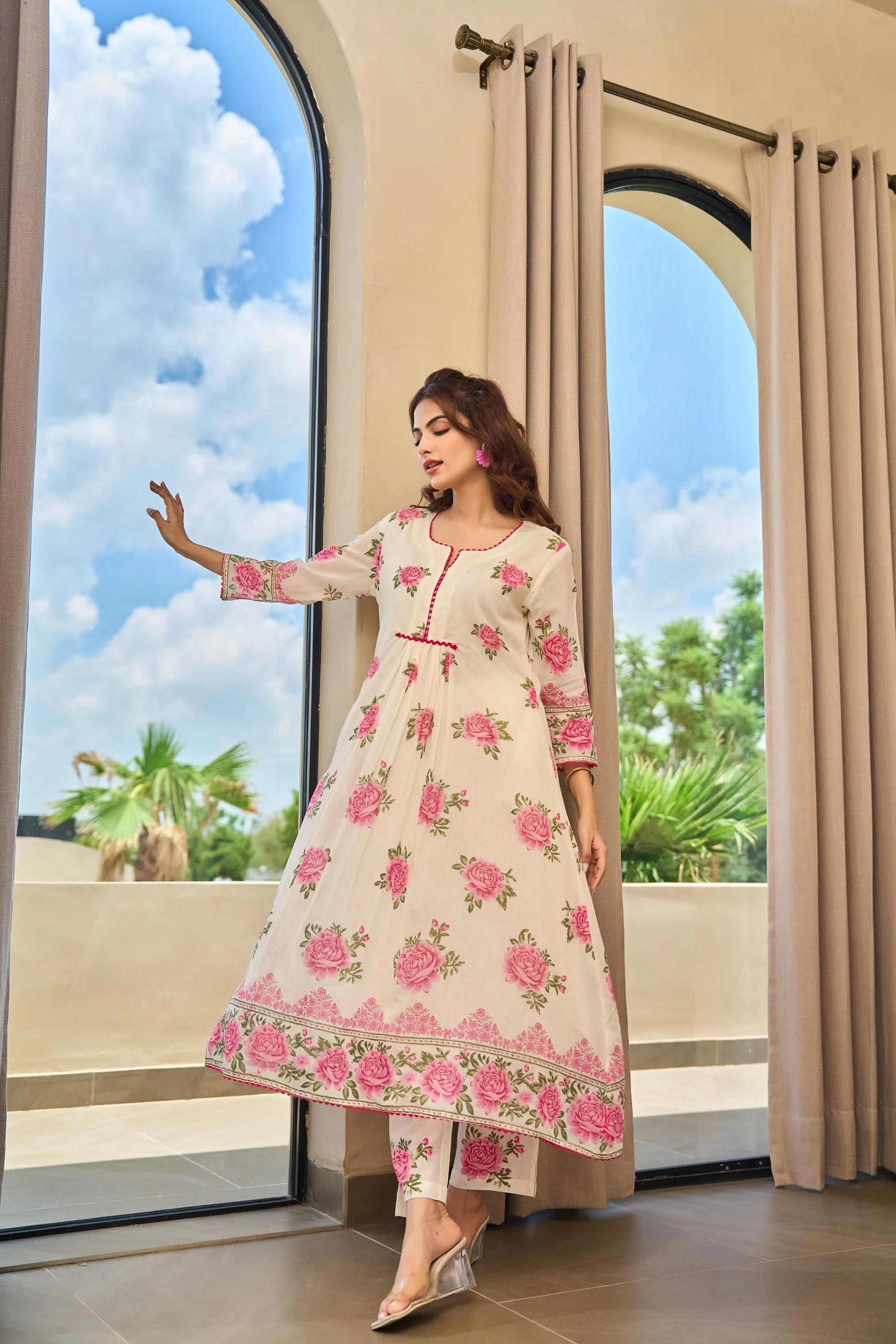 Tiara rose cotton kurta pant set - Image 8