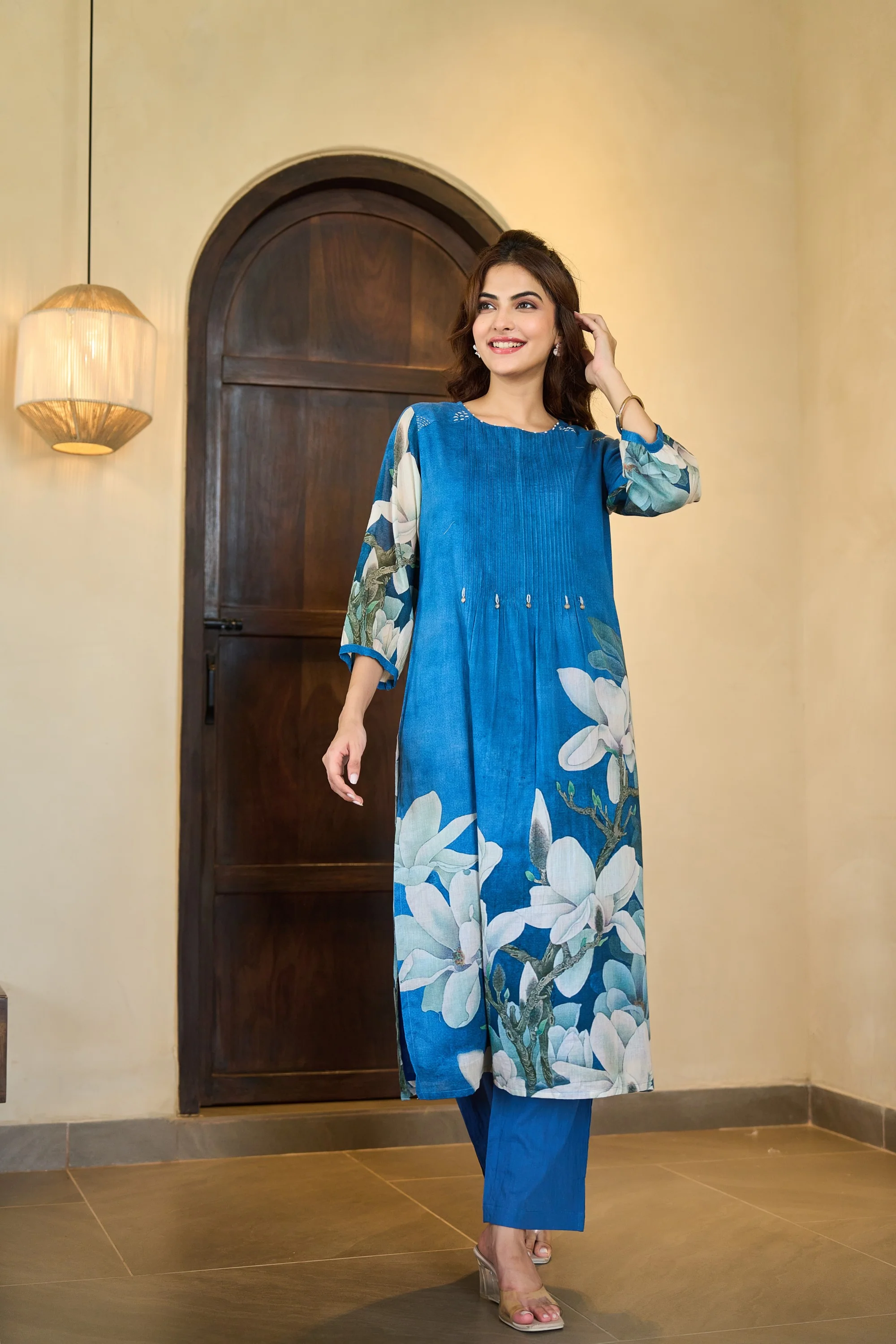 Tiara Hibis kurta pant set - Image 4