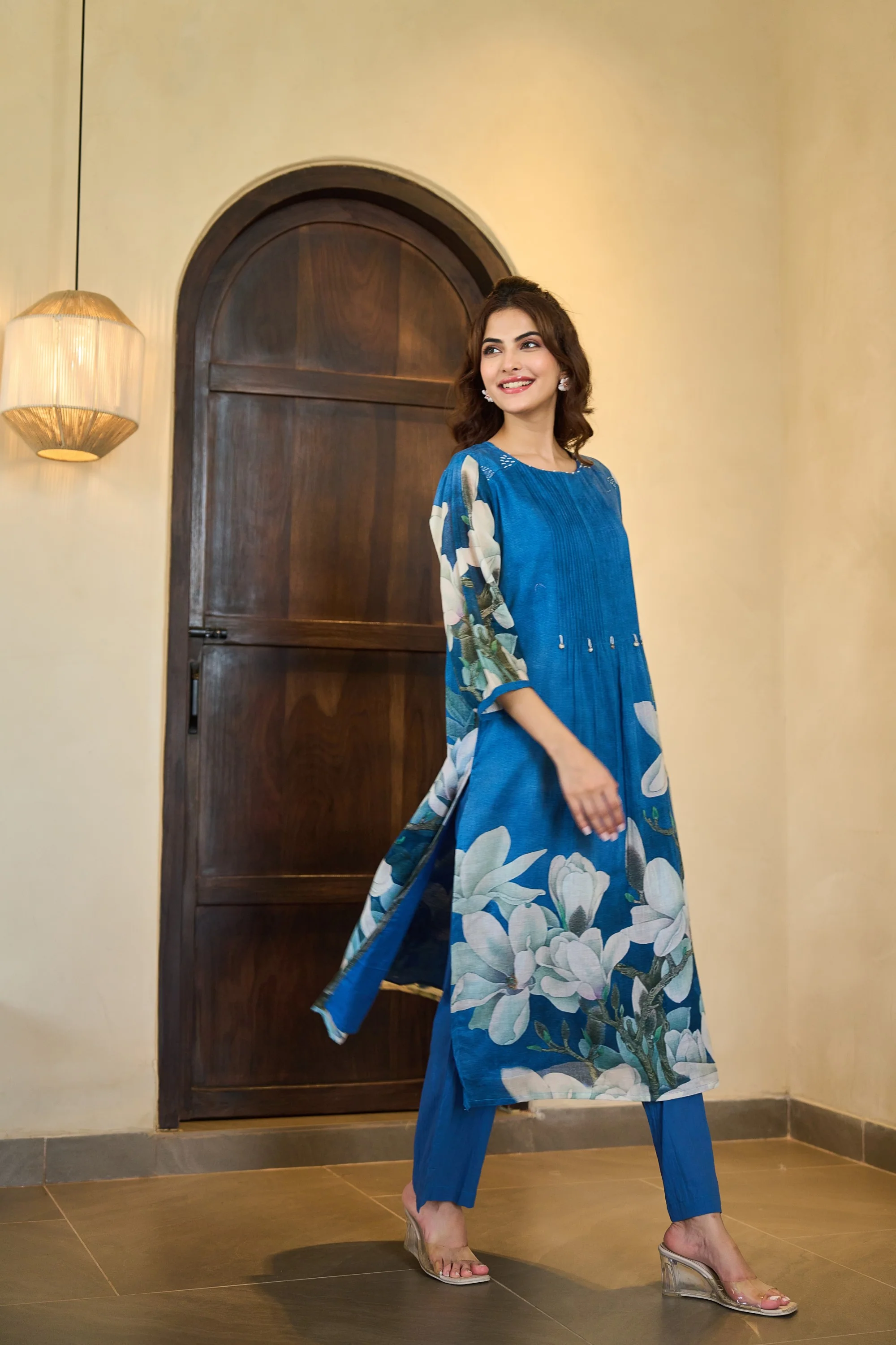 Tiara Hibis kurta pant set - Image 6