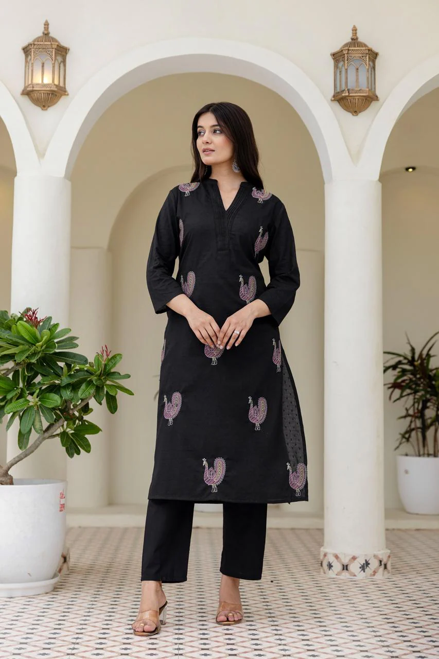 Mokabara Jade Embroidery Cotton Kurta Pant Set - Image 8