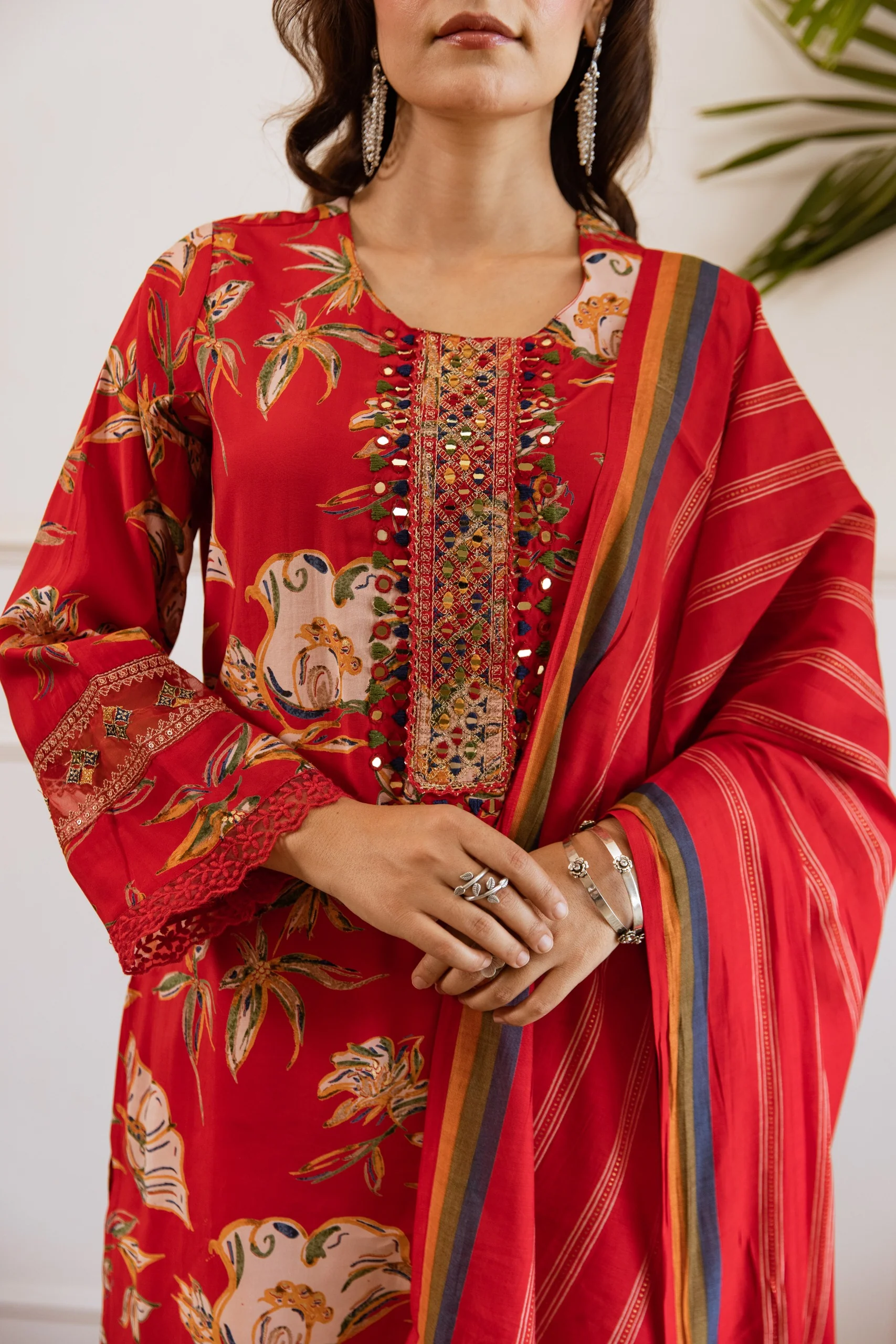 Kabool zarqa work suit set - Image 7