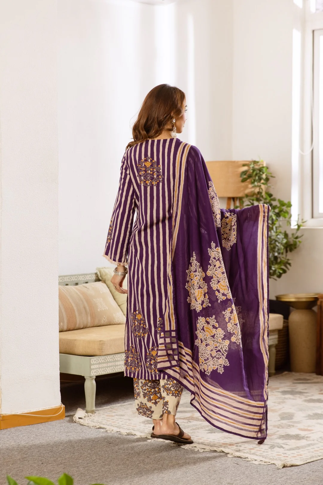 Kamli Iris Cotton Suit Set - Image 3