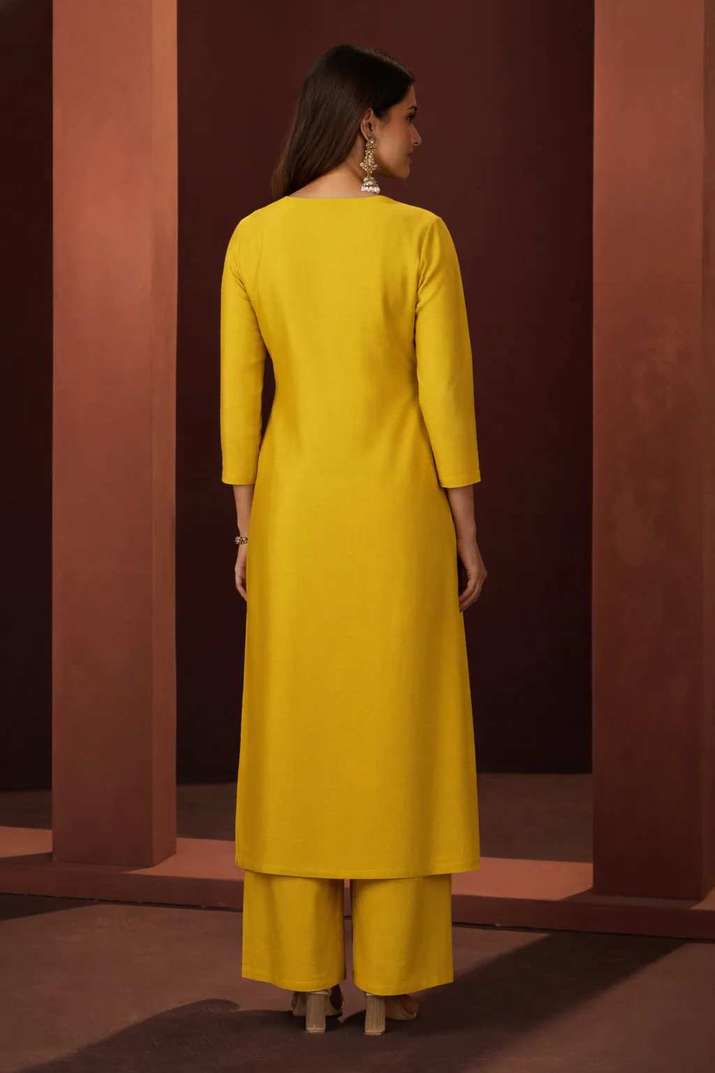 Haniya Amber Full Work Suit Set - Image 3