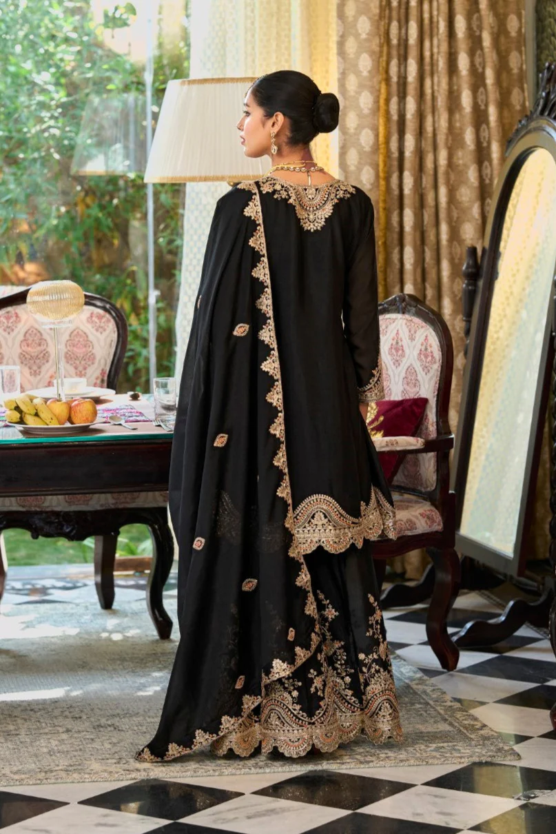 Roshandan Onyx Full work gharara set - Image 3