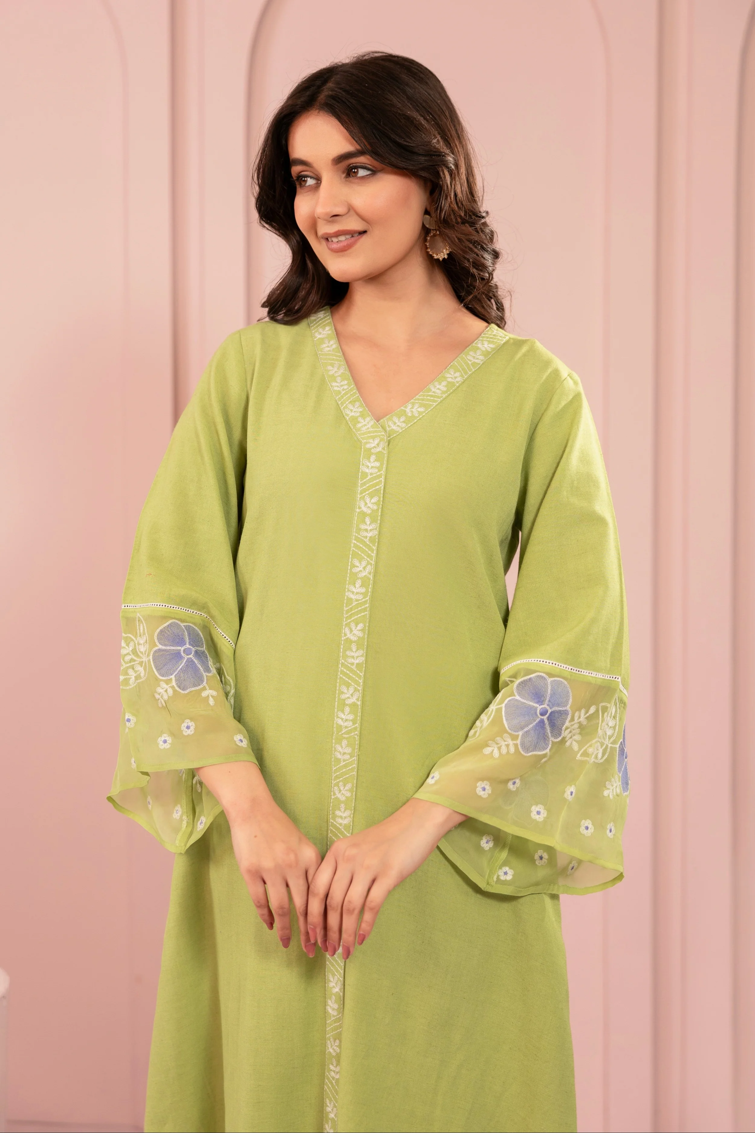 Purna Kelly Embroidery Kurta Pant Set - Image 2