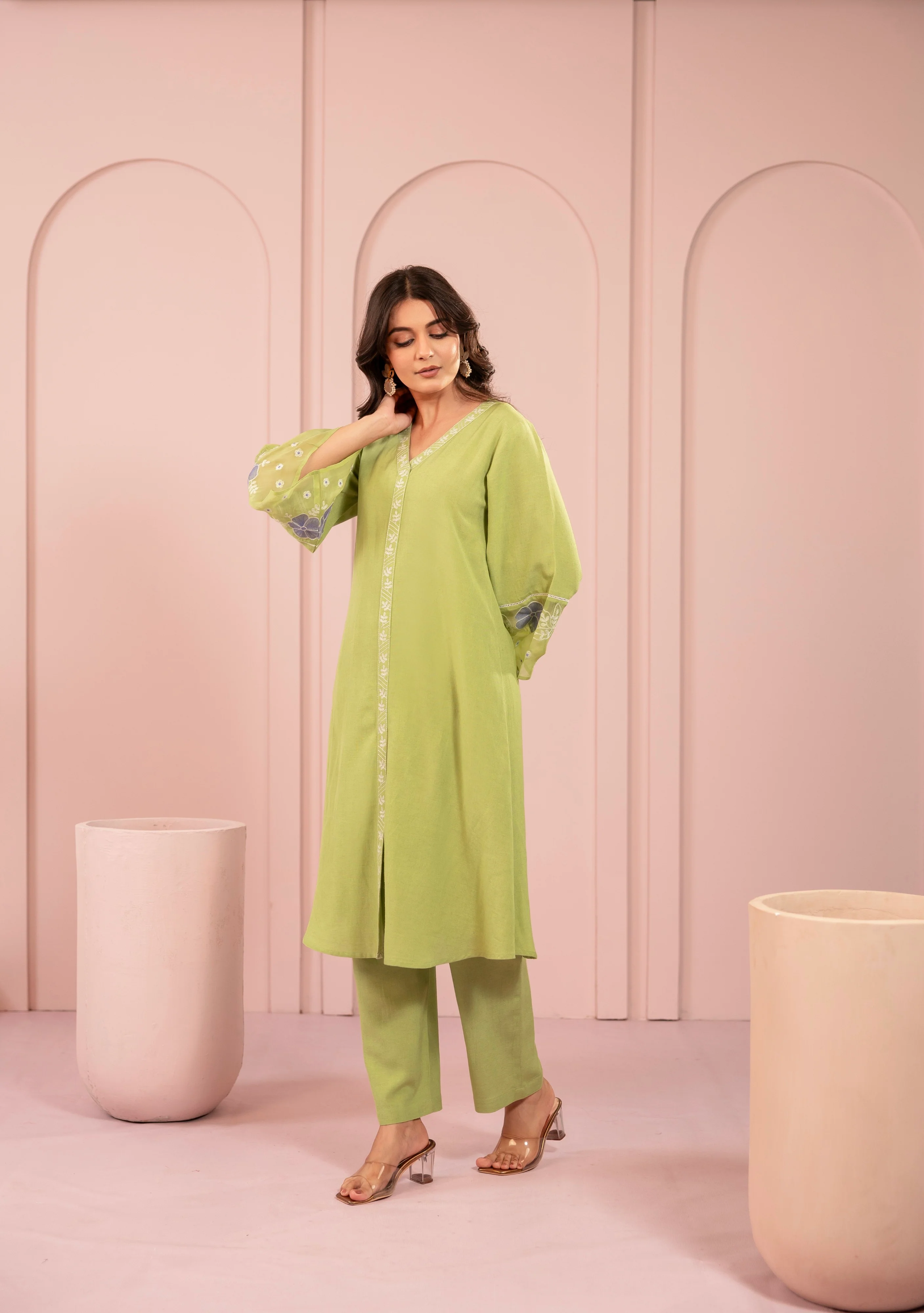 Purna Kelly Embroidery Kurta Pant Set - Image 9
