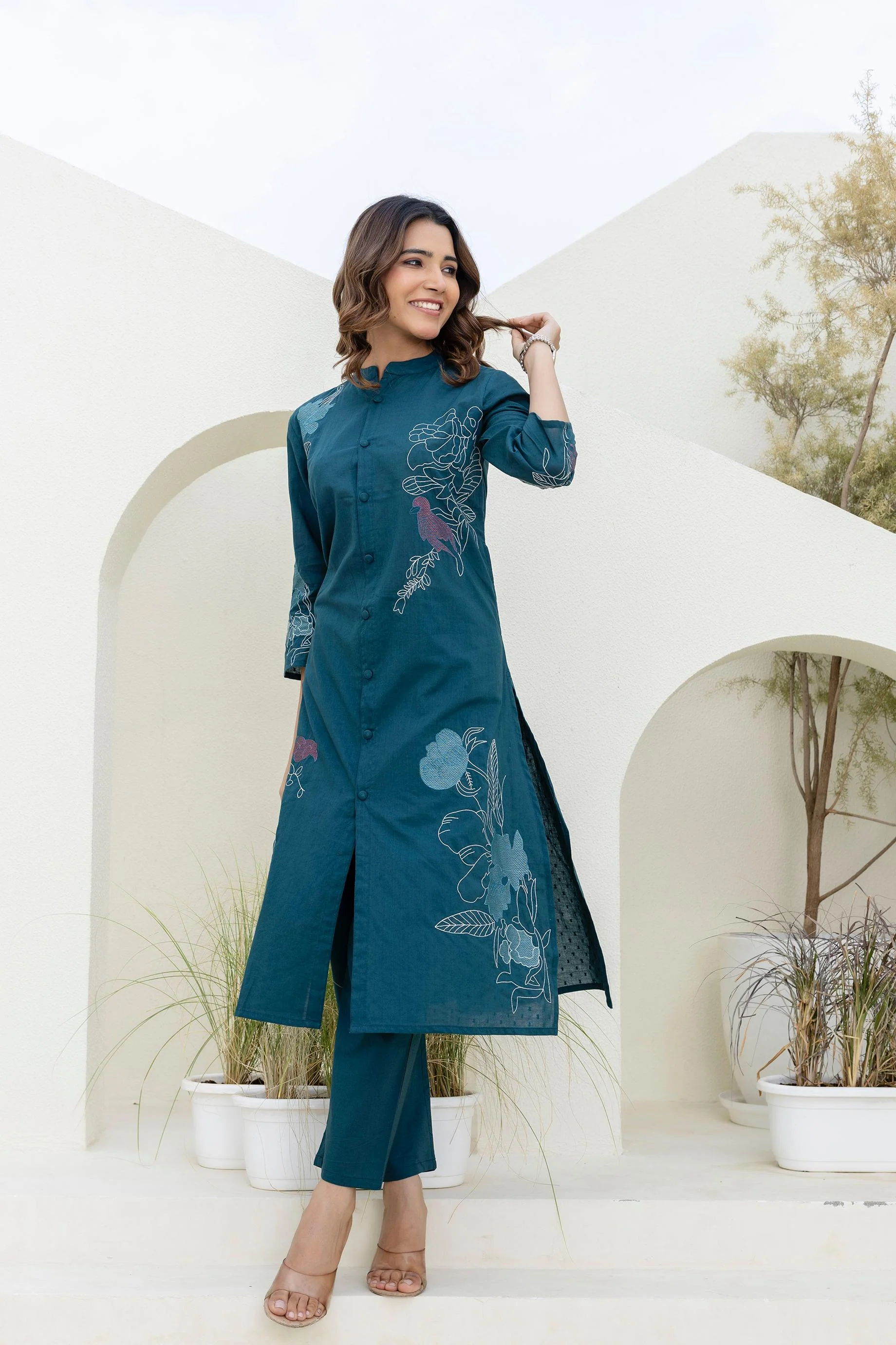 Mokabara Fern Embroidered Cotton Kurta Pant Set - Image 11