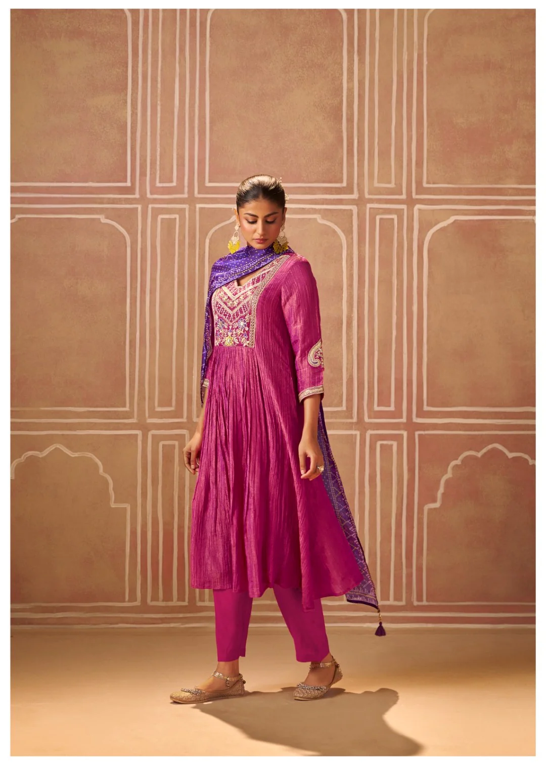 Shireen Taffy Full Work Premium Heavy Suit Set - Image 4