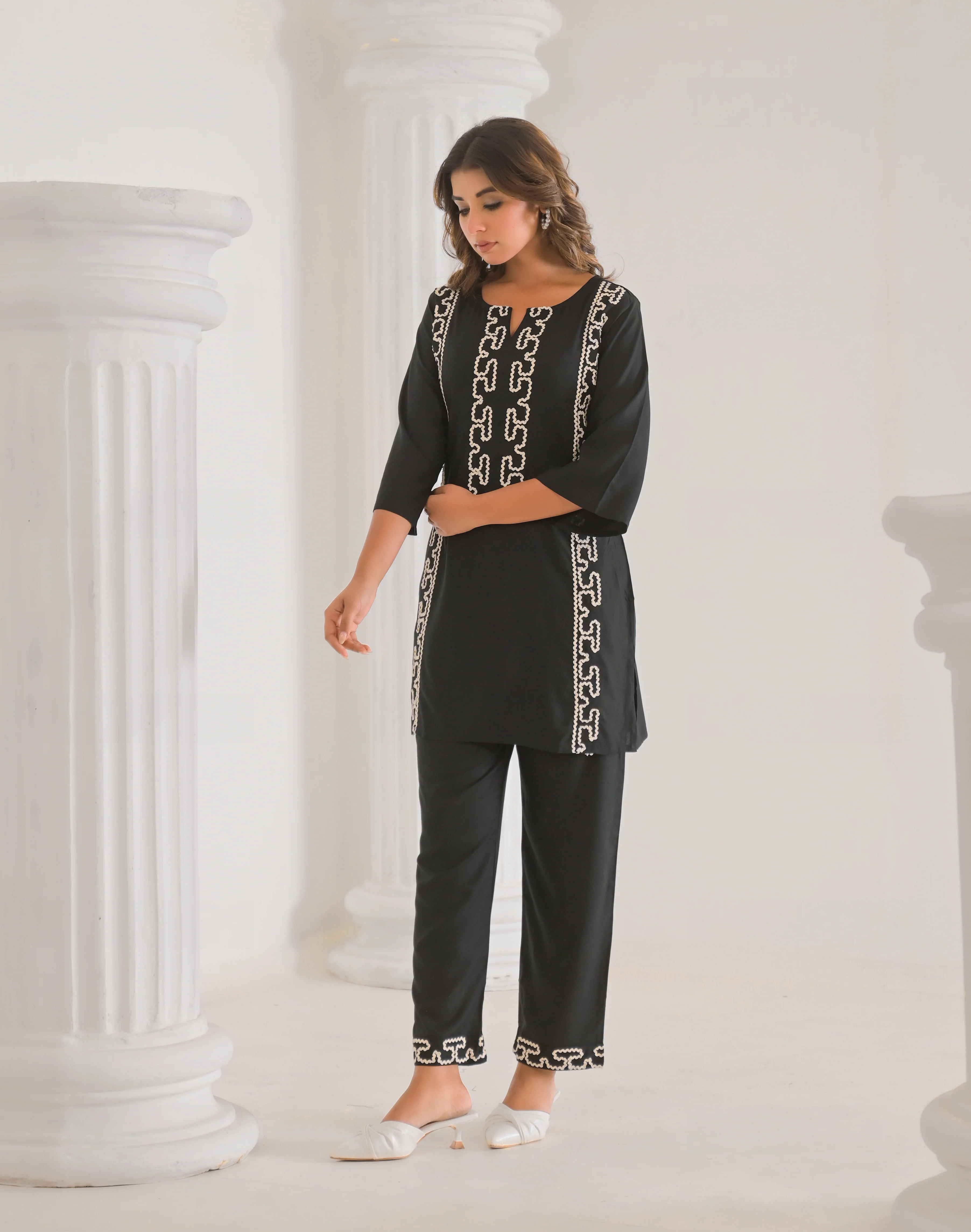 Kara Jade Embrodiered Co-ord Set - Image 9