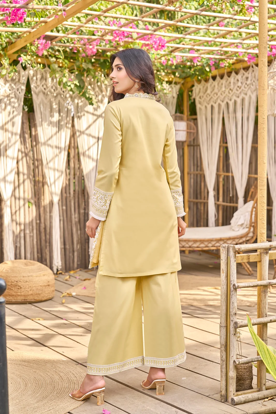 Ayat Amber Embroidered Lawn Co-ord Set - Image 3