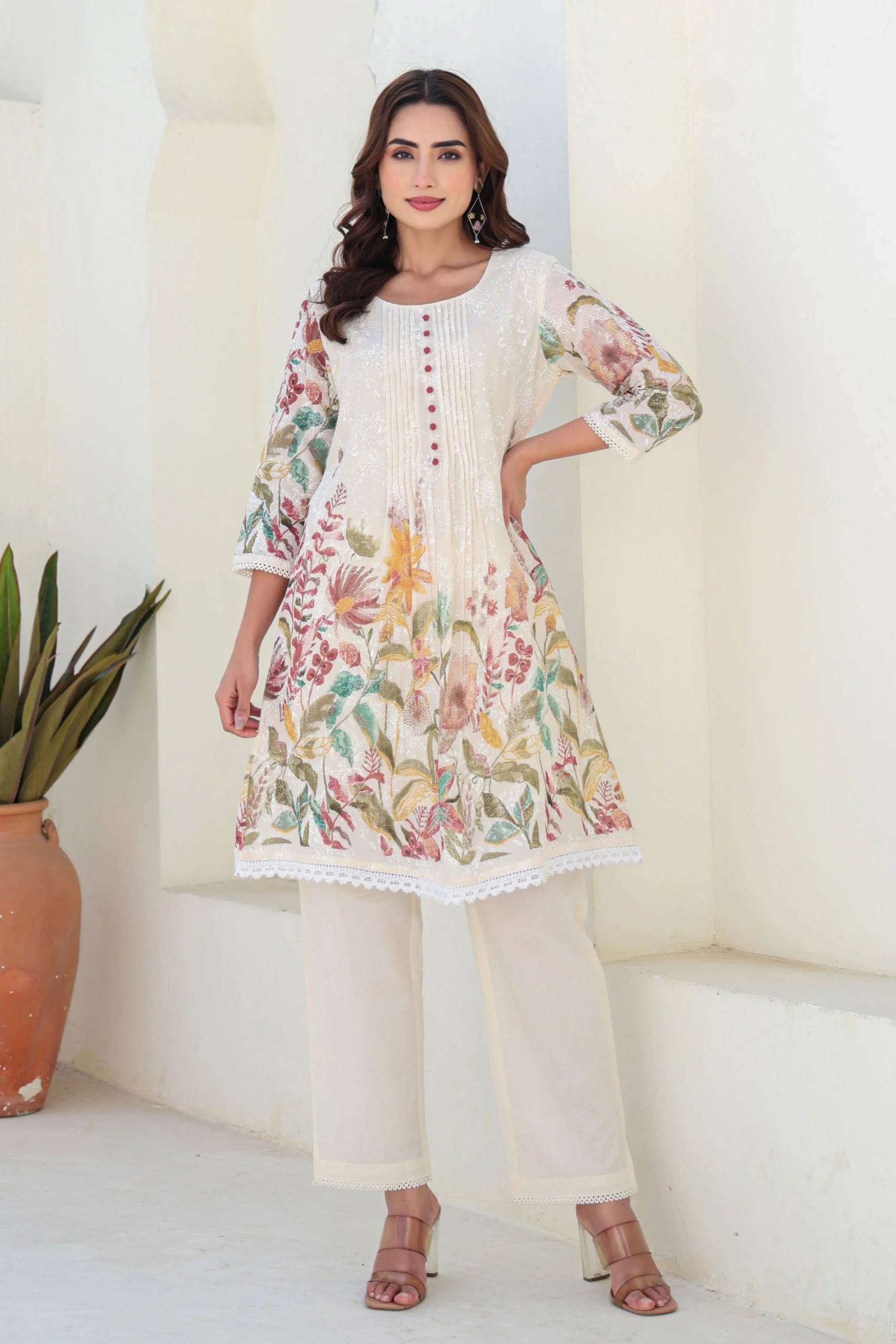 Tiara alabaster cotton co-ord set - Image 7