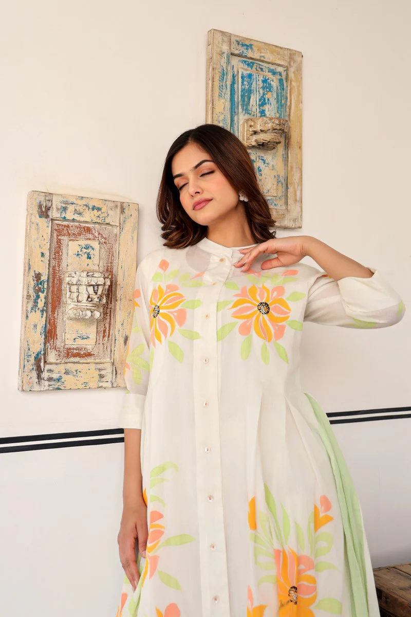 Tiara sunflower cotton kurta pant set - Image 9