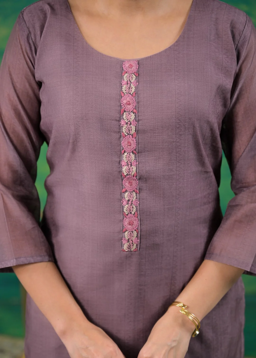 Vadehi Wenge Embroidered Suit Set - Image 7