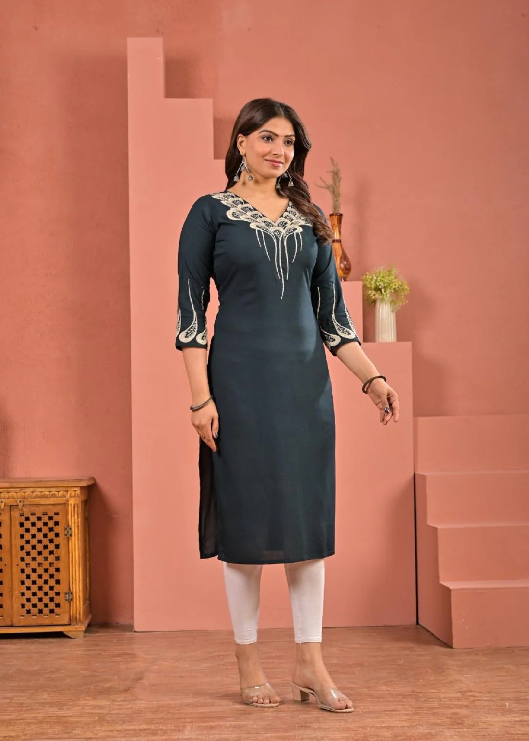 Chandri Pine Embroidered Kurti - Image 2