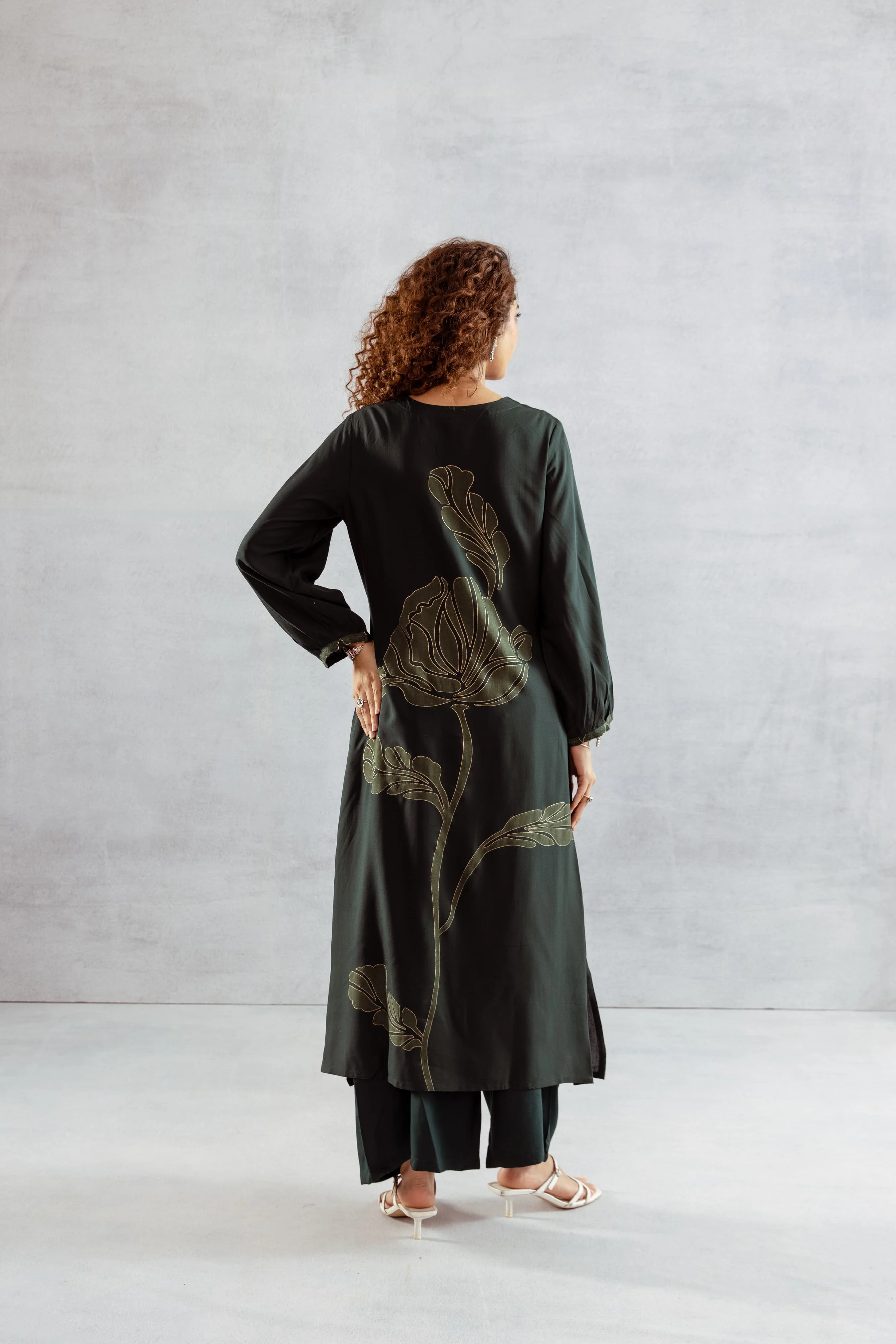Bakul Moss Printed Kurta Pant Set - Image 7