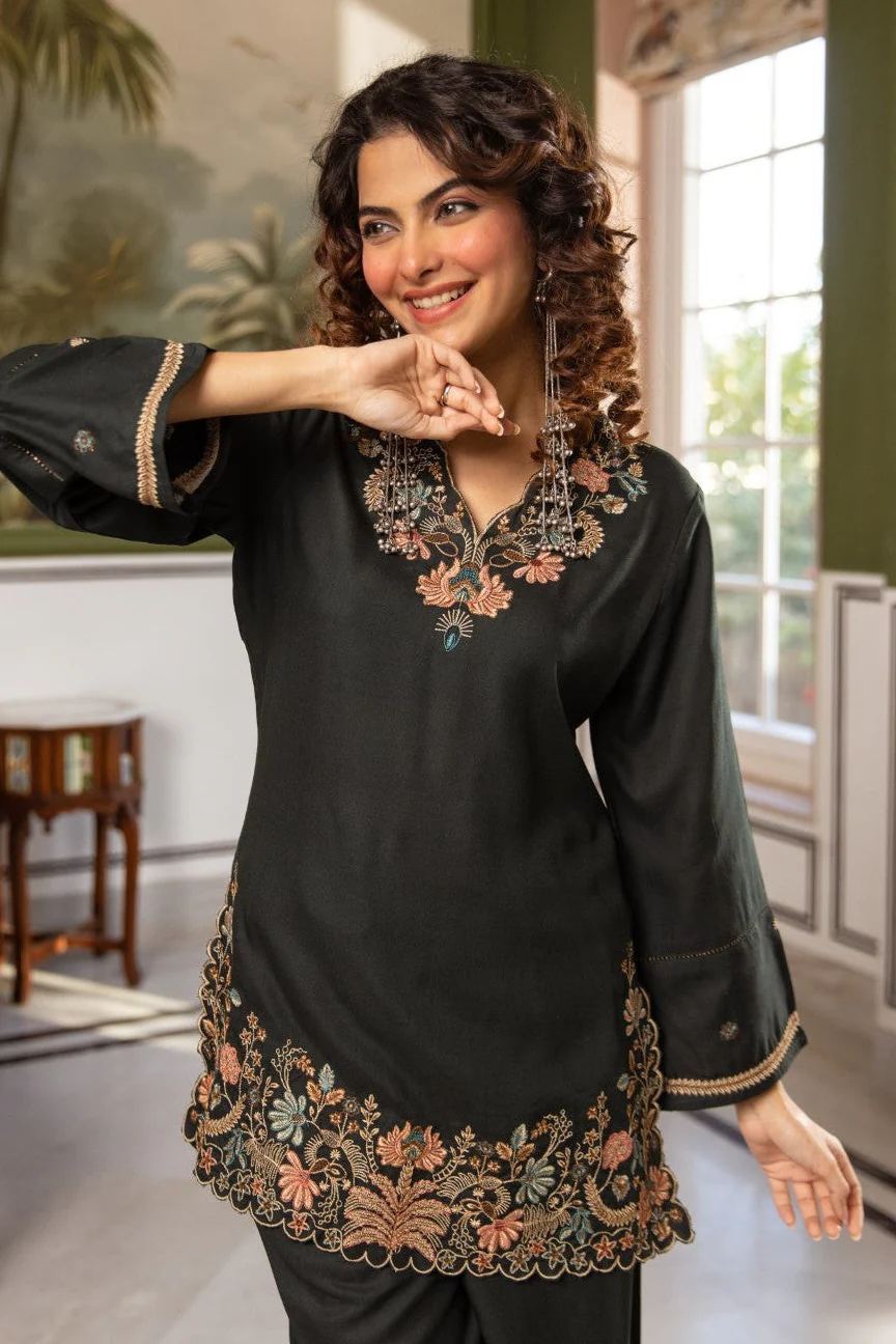 Karen Spruce Embroidery Cotton Co-ord Set - Image 2