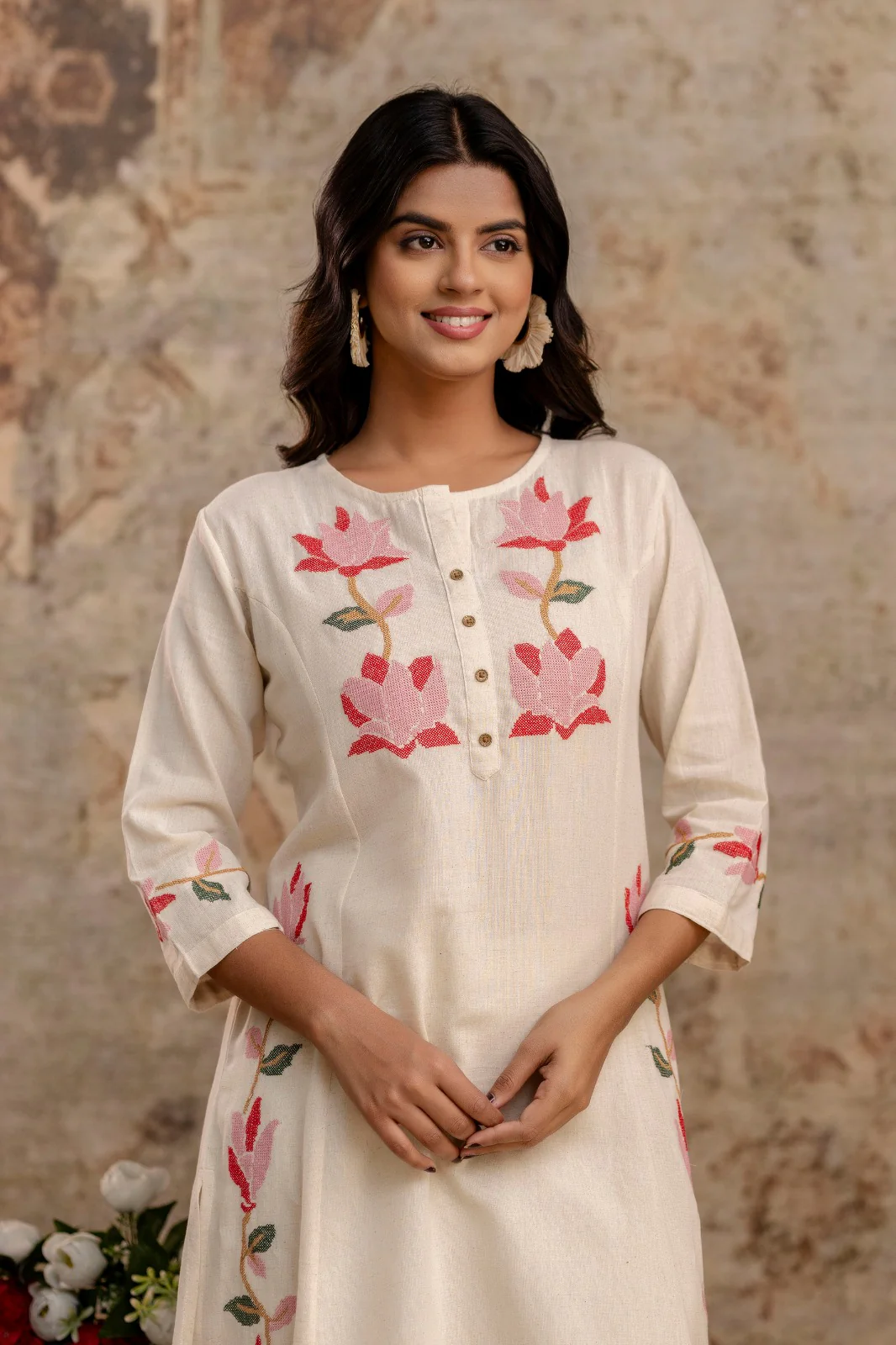 Mika Misri Embrodiered Kurta Pant Set - Image 2