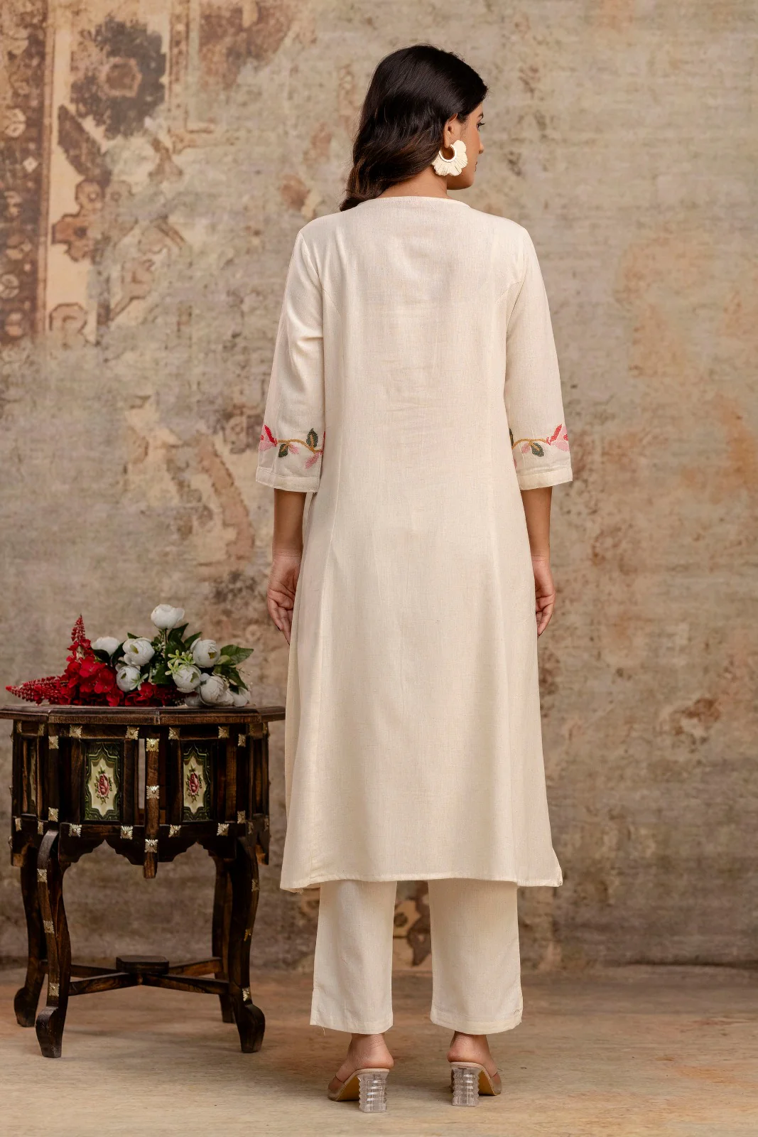 Mika Misri Embrodiered Kurta Pant Set - Image 3