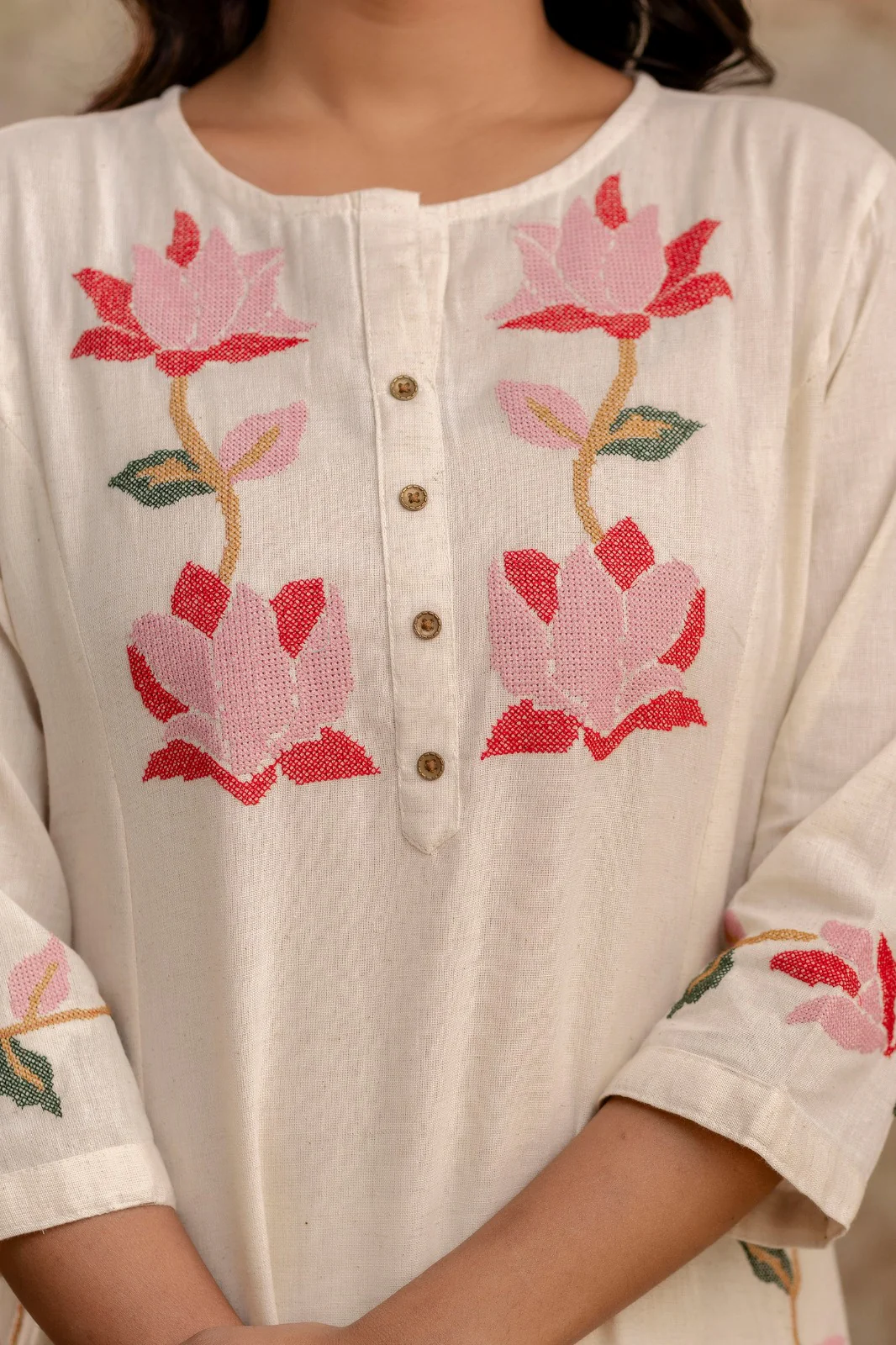 Mika Misri Embrodiered Kurta Pant Set - Image 4