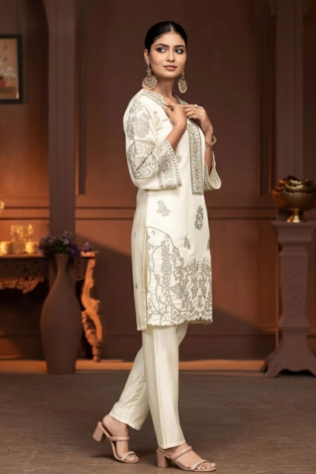 Mayuri dove embroidery co-ord set - Image 4