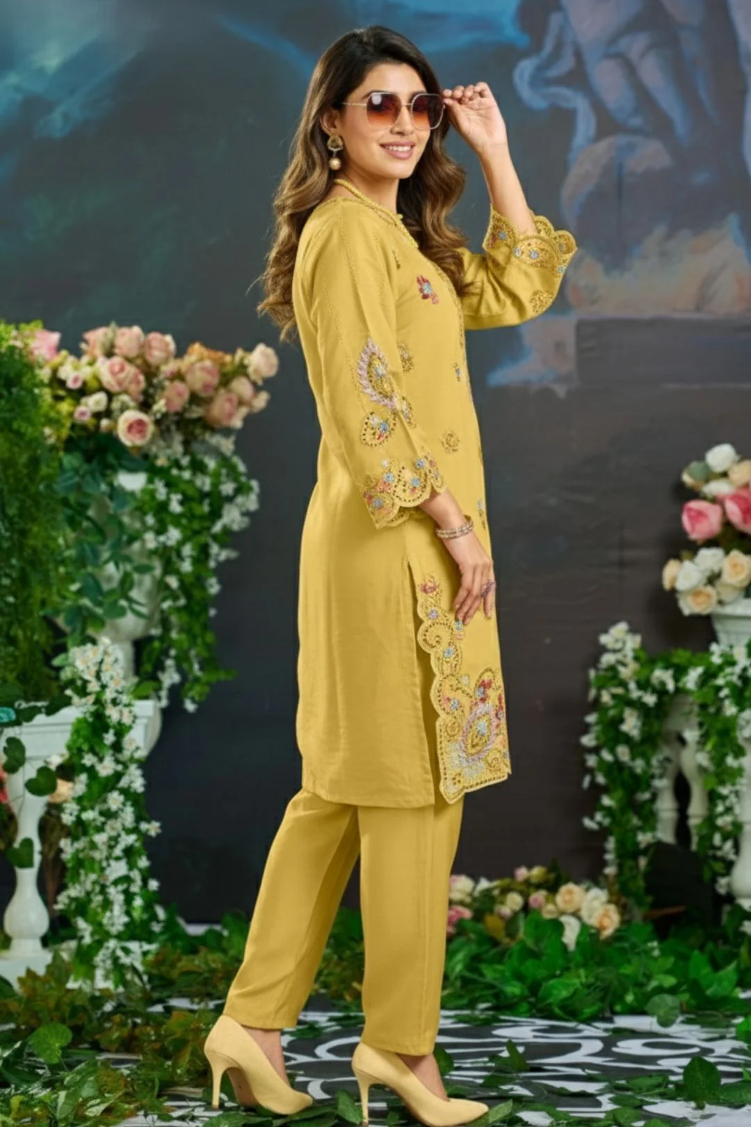 Mayuri Amber Schiffili Embroidered Co-ord Set - Image 4