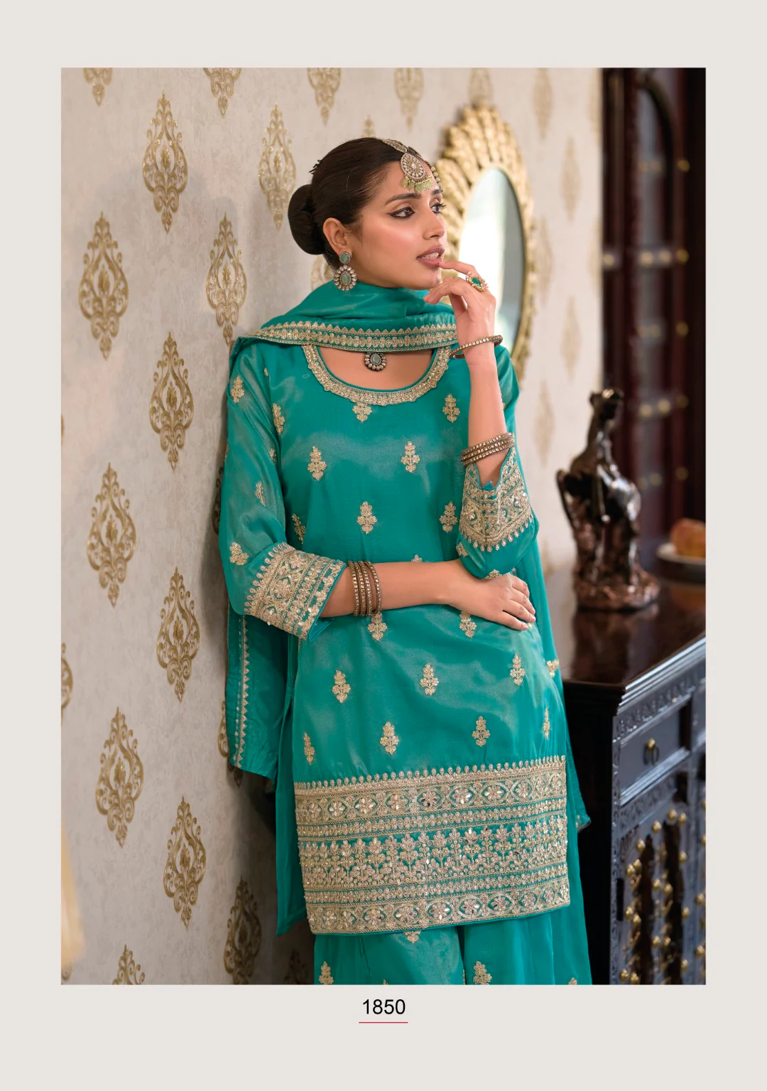 Ashtami fern full work premium suit set - Image 4