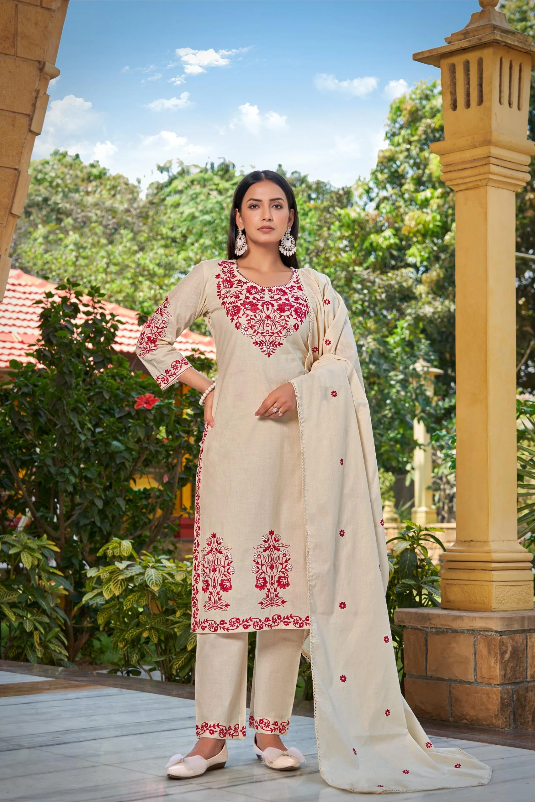Wespa Misri Embroidery Suit Set - Image 3