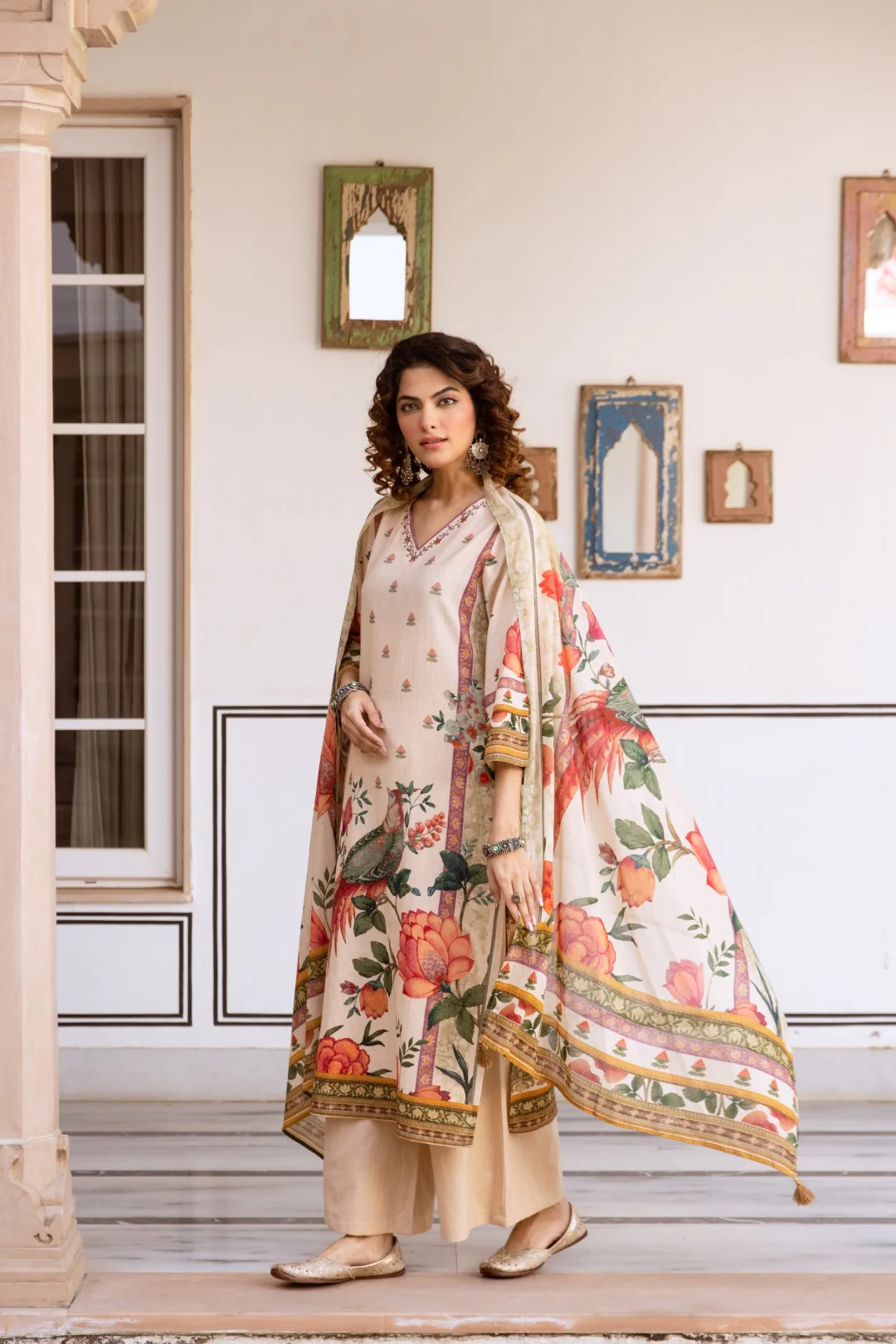 Karen bisque floral suit set - Image 5