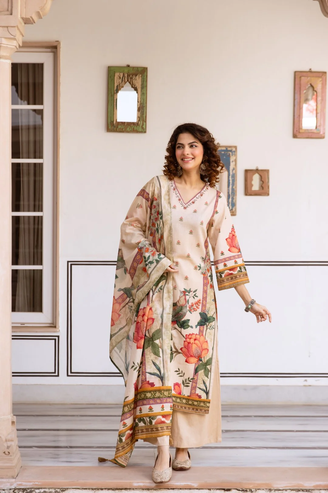 Karen bisque floral suit set - Image 6