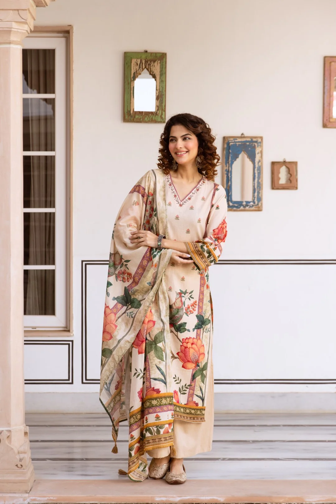 Karen bisque floral suit set - Image 7