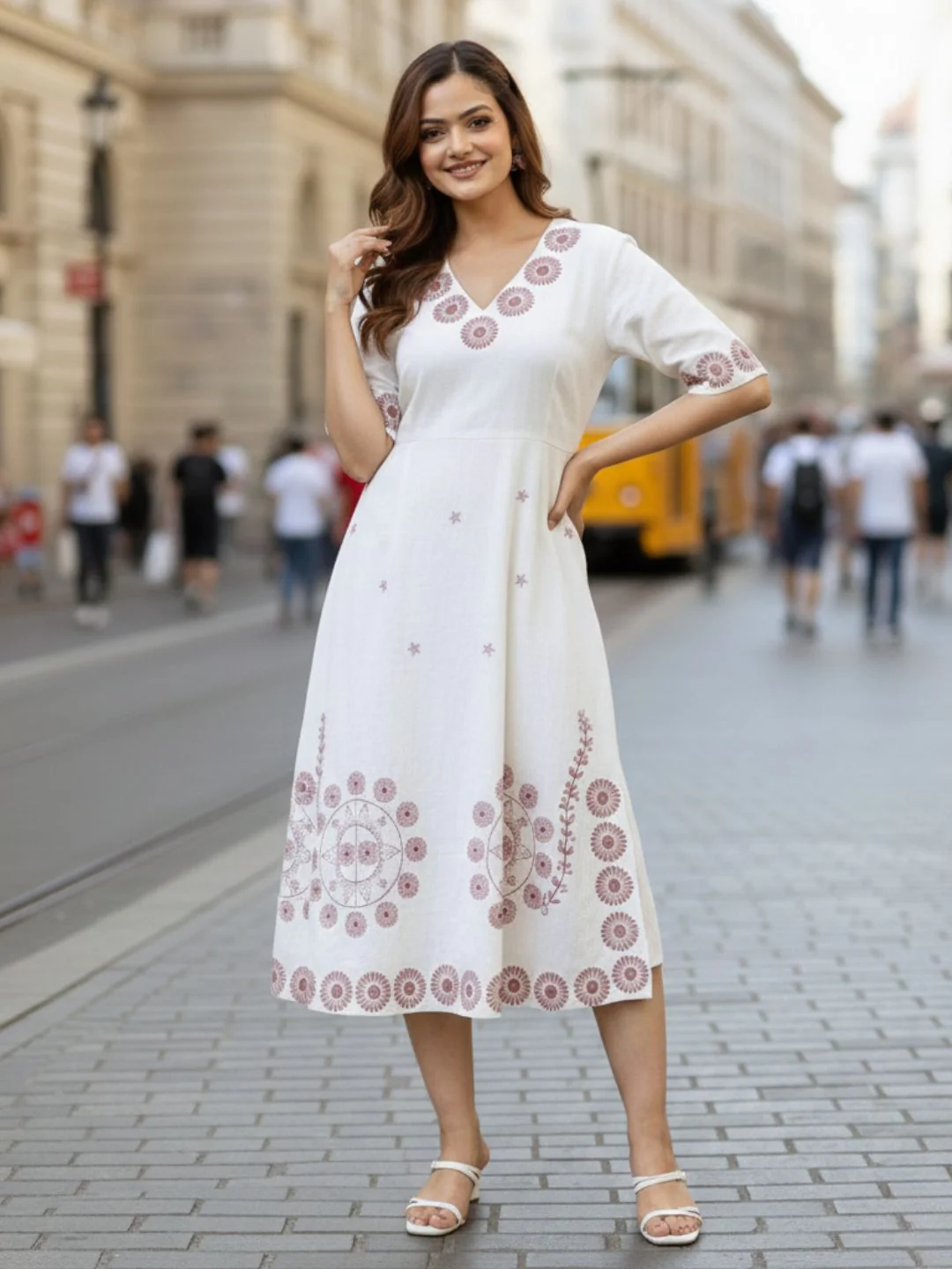 Viva daisy Embroidered Dress - Image 4