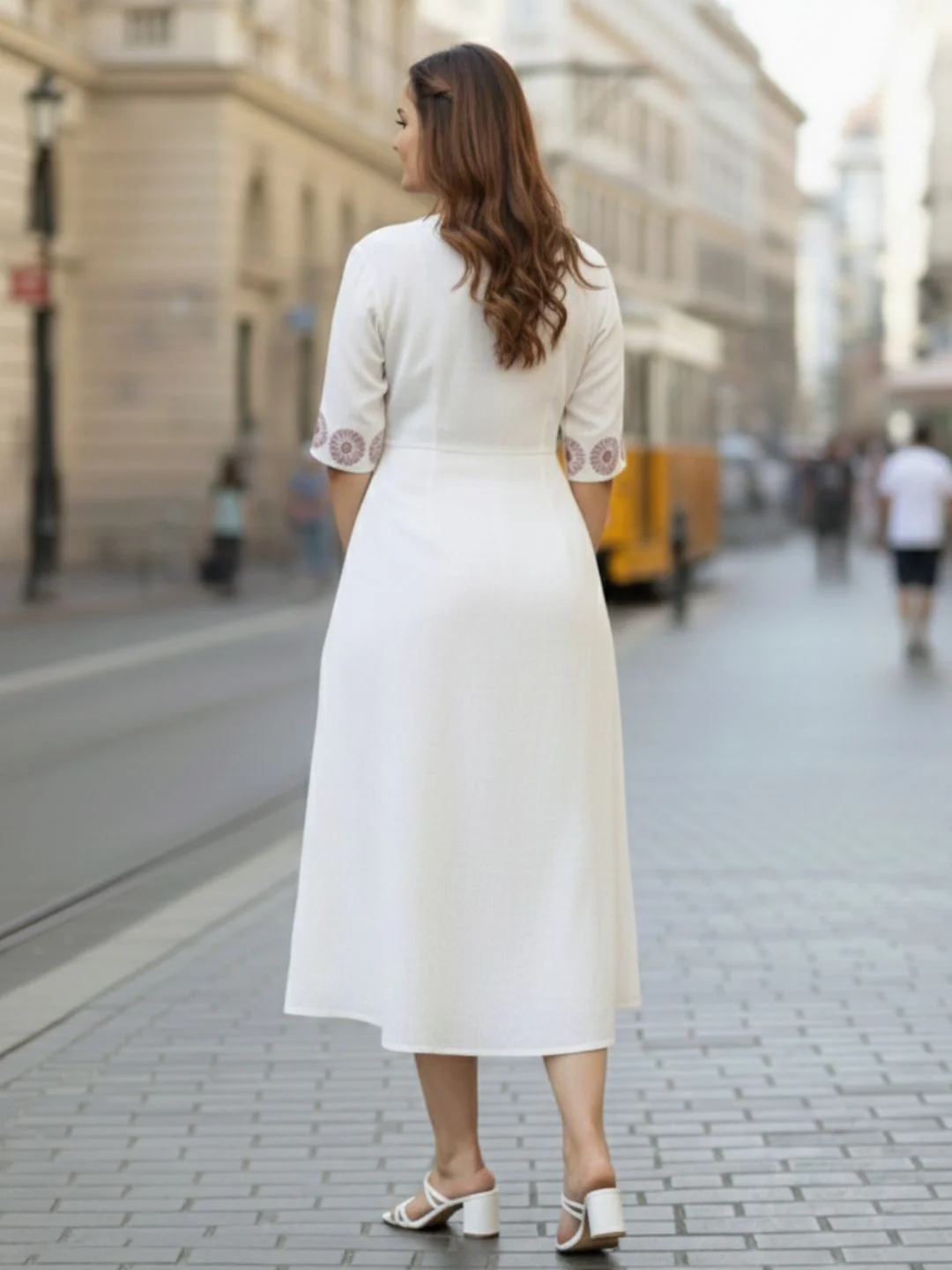 Viva daisy Embroidered Dress - Image 8